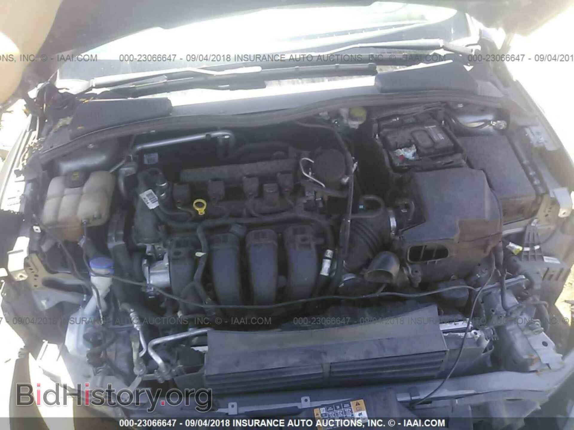 2014 Ford Focus - VIN: 1FADP3F28EL413450 - Photo 10