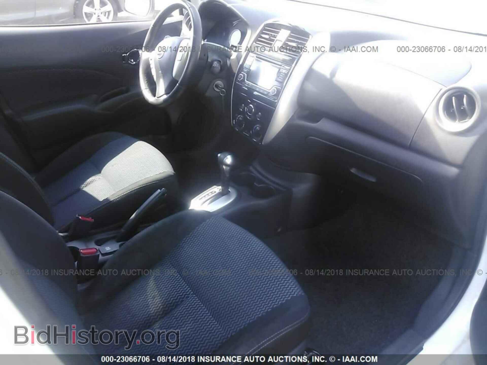 2016 Nissan Versa note - VIN: 3N1CE2CP0GL359108 - Фото 5