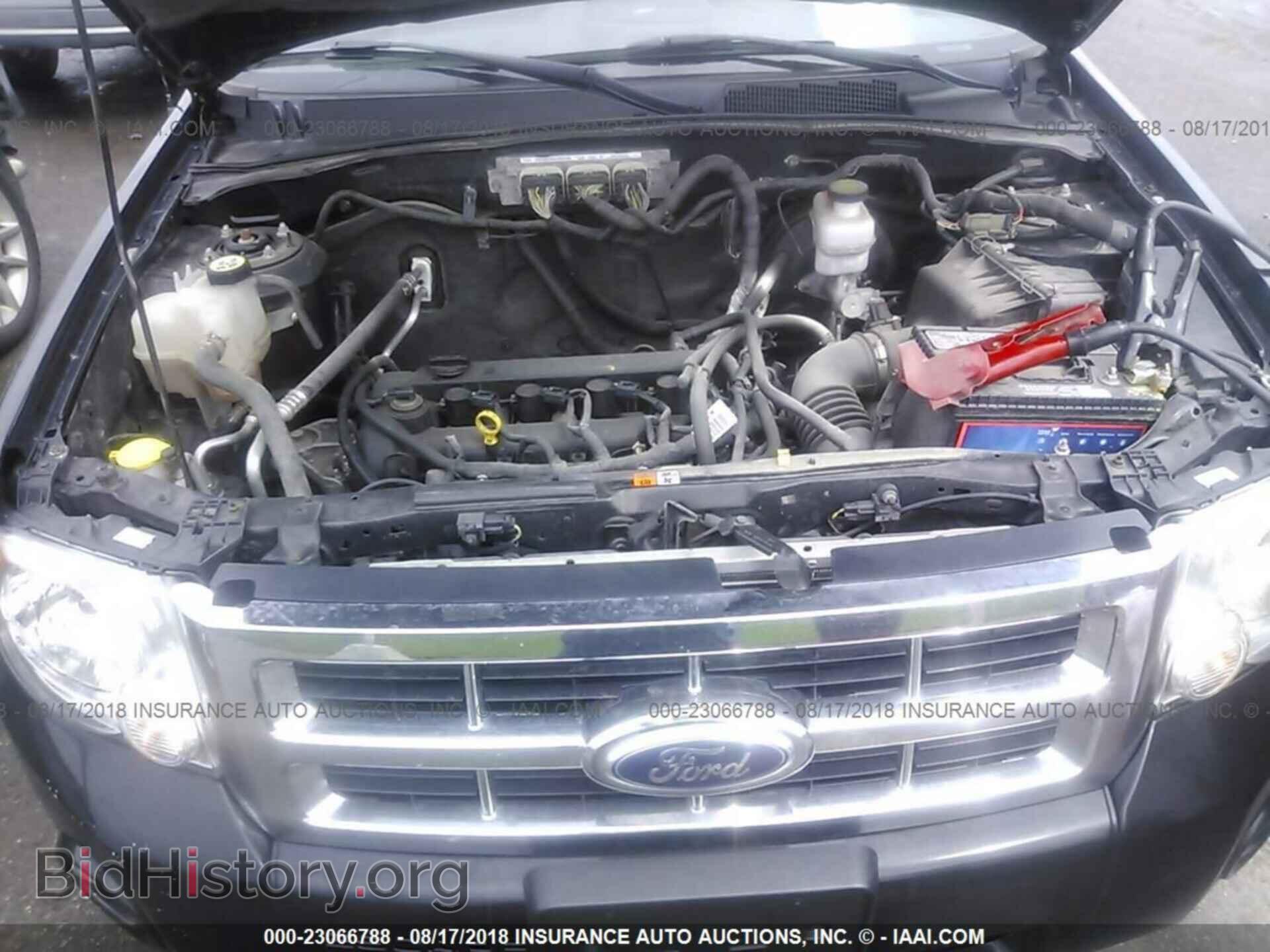 2012 Ford Escape - VIN: 1FMCU0D70CKA86150 - Photo 10