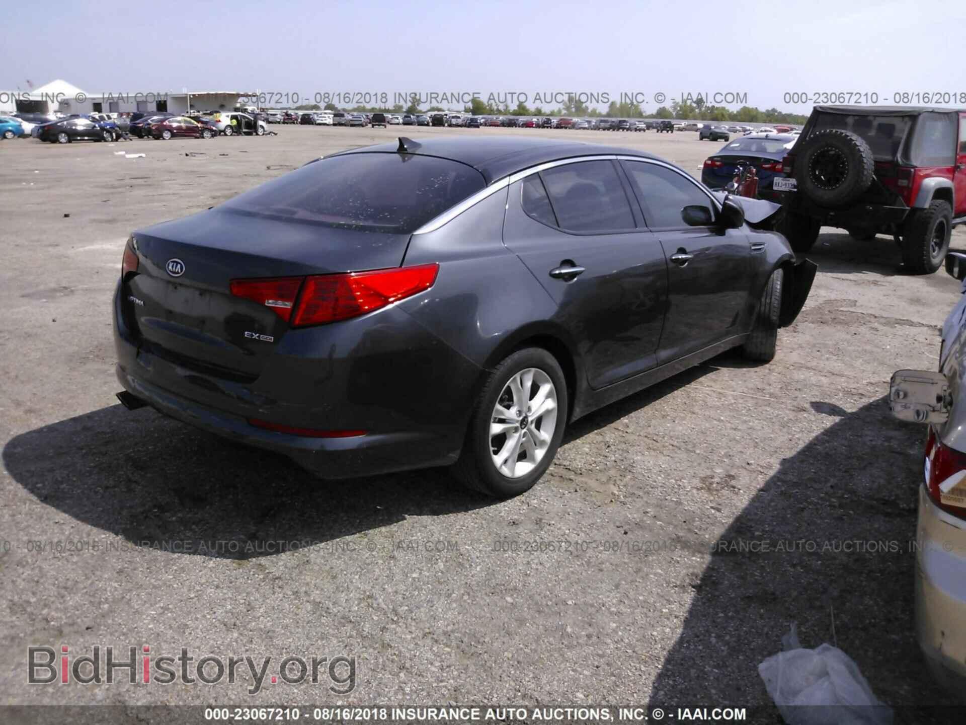 2011 Kia Optima - VIN: KNAGN4A78B5128864 - Фото 4