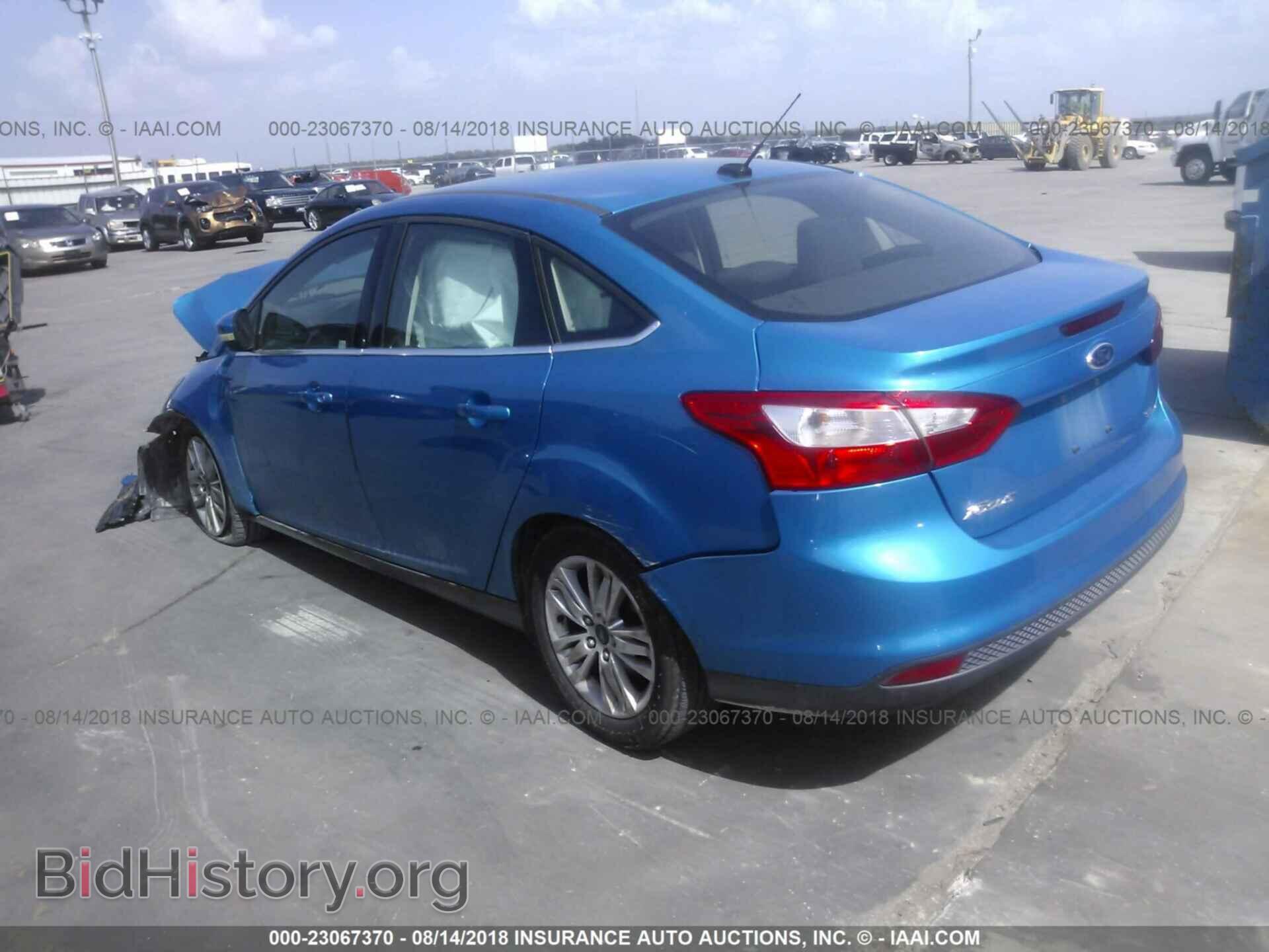 2012 Ford Focus - VIN: 1FAHP3H23CL397329 - Photo 3