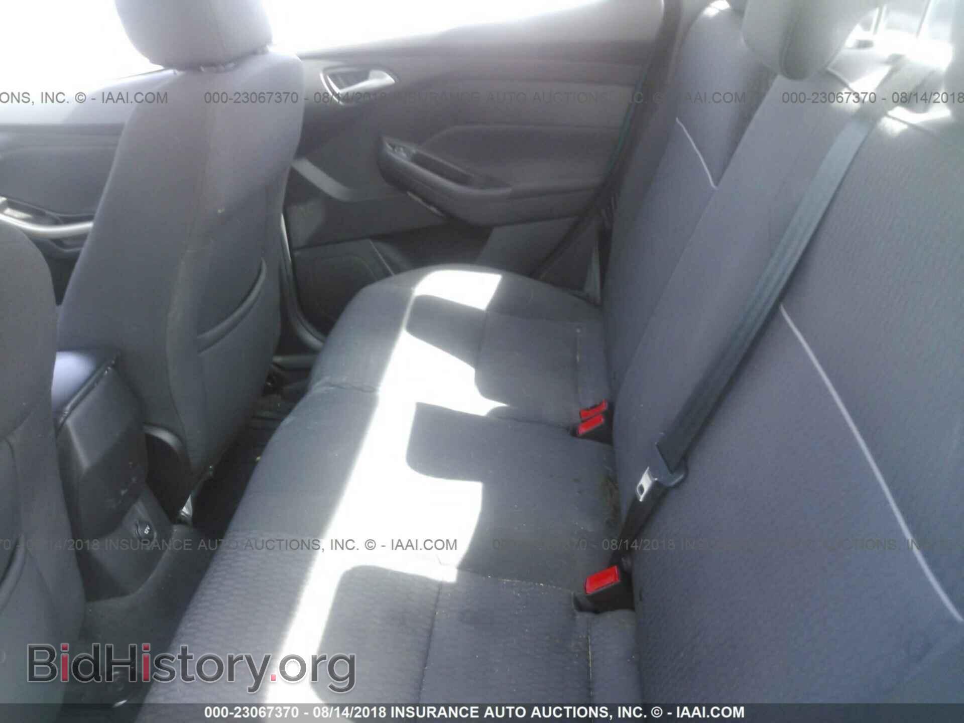 2012 Ford Focus - VIN: 1FAHP3H23CL397329 - Photo 8
