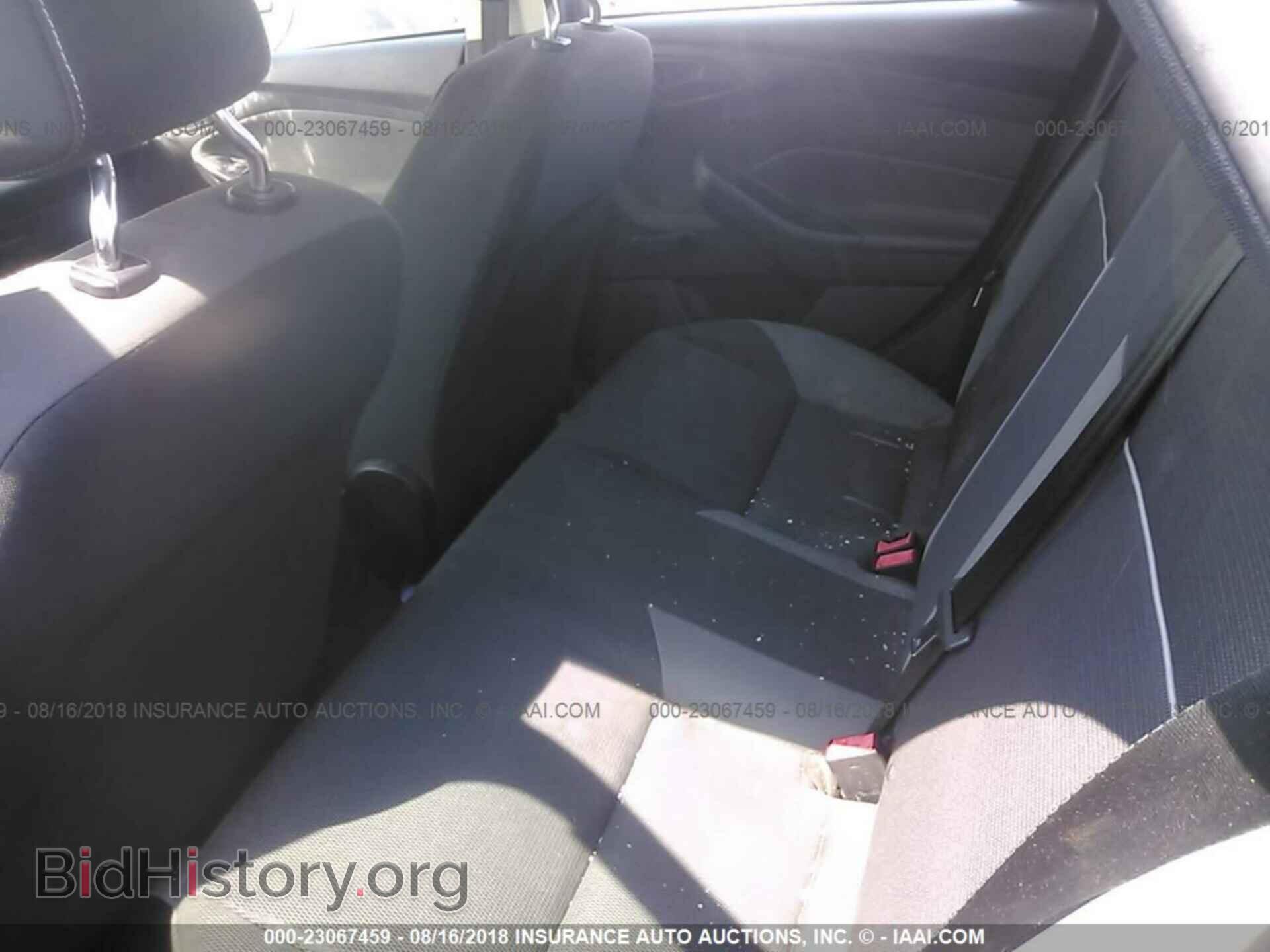2013 Ford Focus - VIN: 1FADP3E2XDL161135 - Photo 8