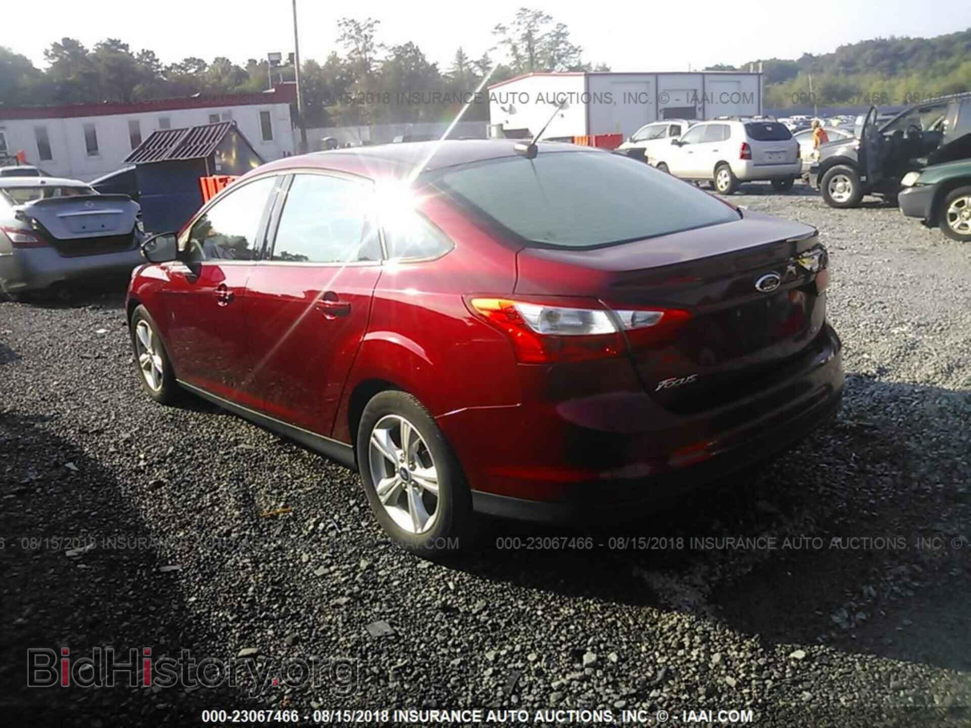 2014 Ford Focus - VIN: 1FADP3F2XEL121055 - Фото 3