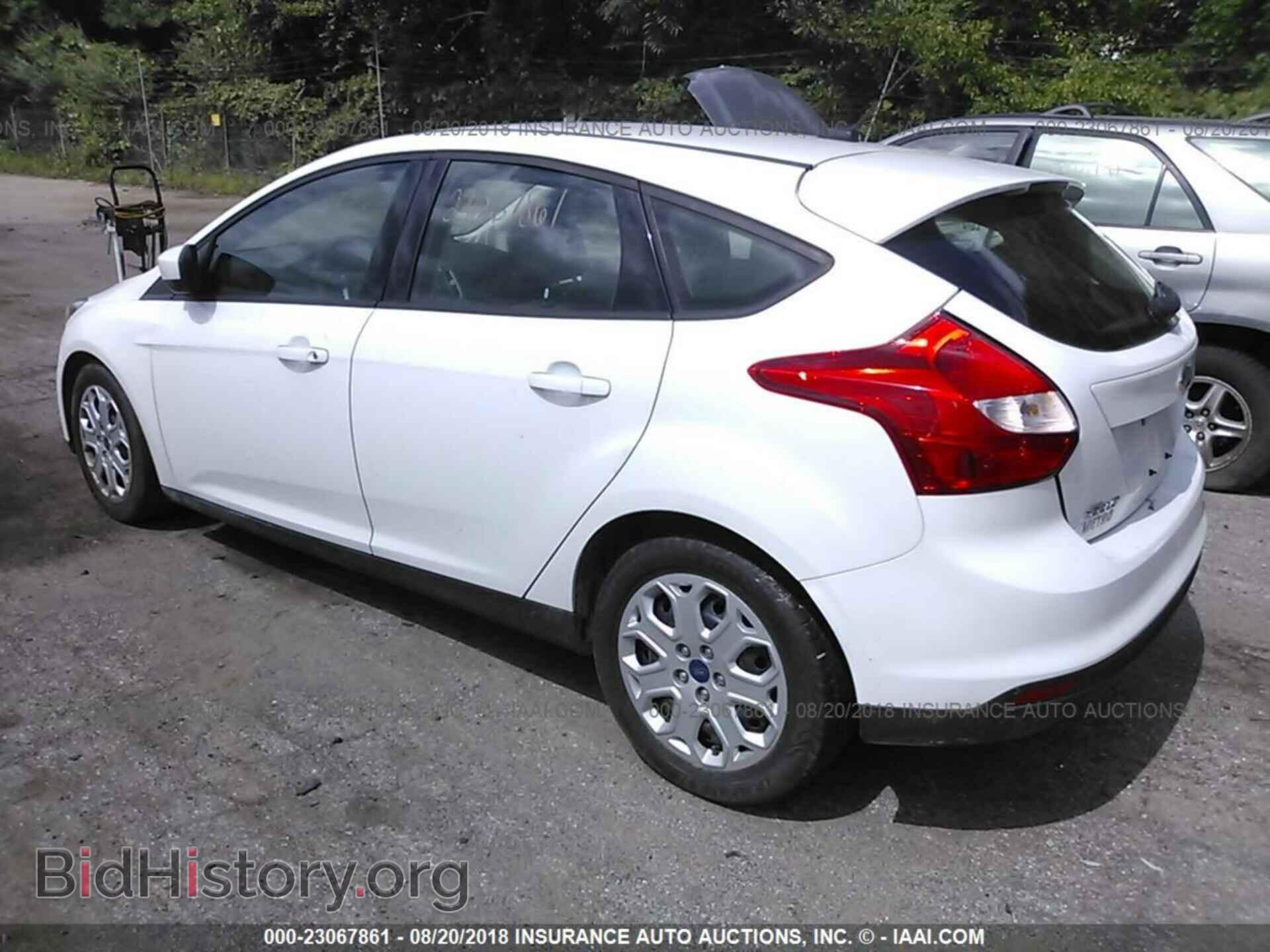 2012 Ford Focus - VIN: 1FAHP3K29CL229221 - Photo 3
