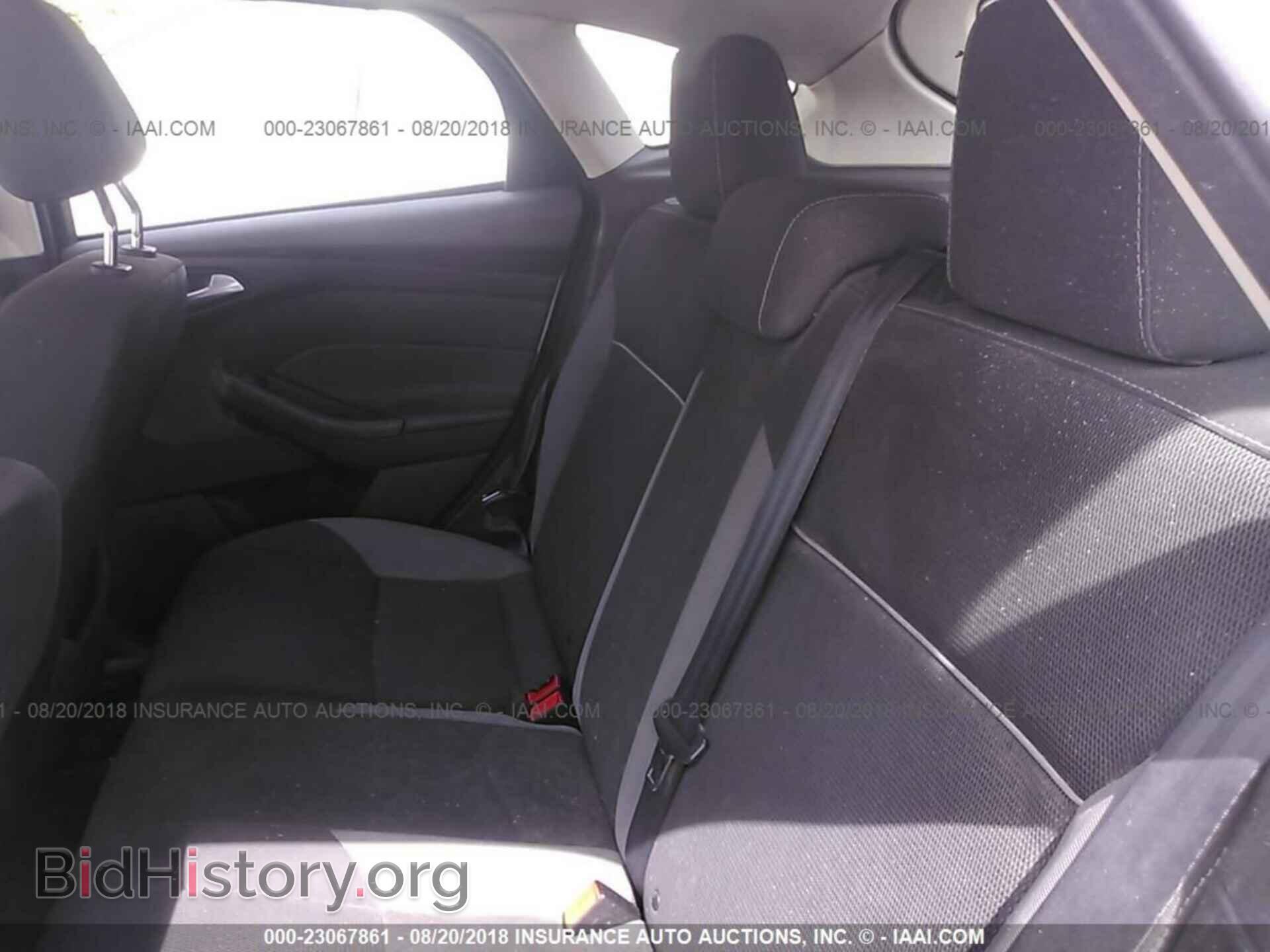 2012 Ford Focus - VIN: 1FAHP3K29CL229221 - Photo 8