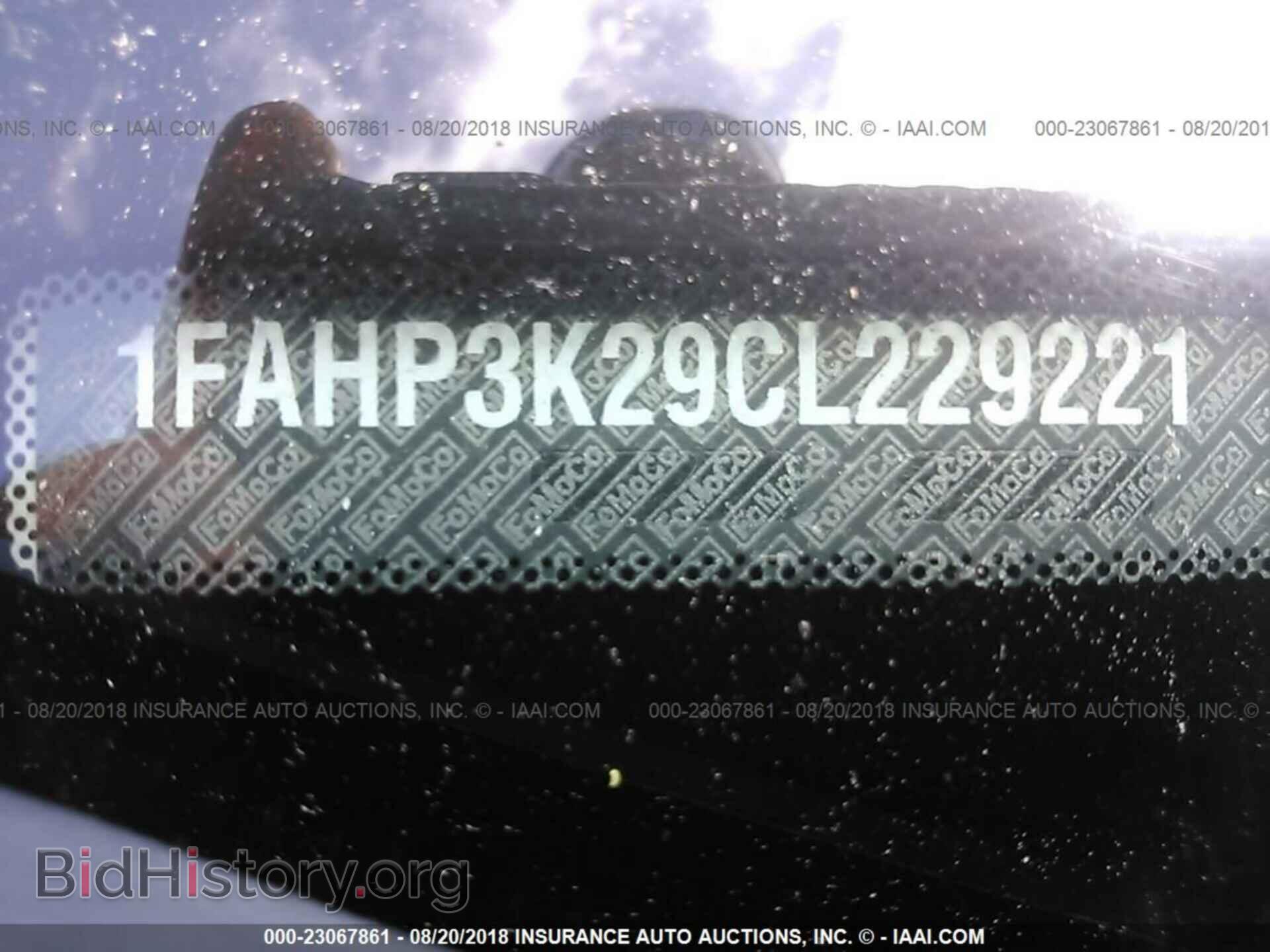 2012 Ford Focus - VIN: 1FAHP3K29CL229221 - Photo 9