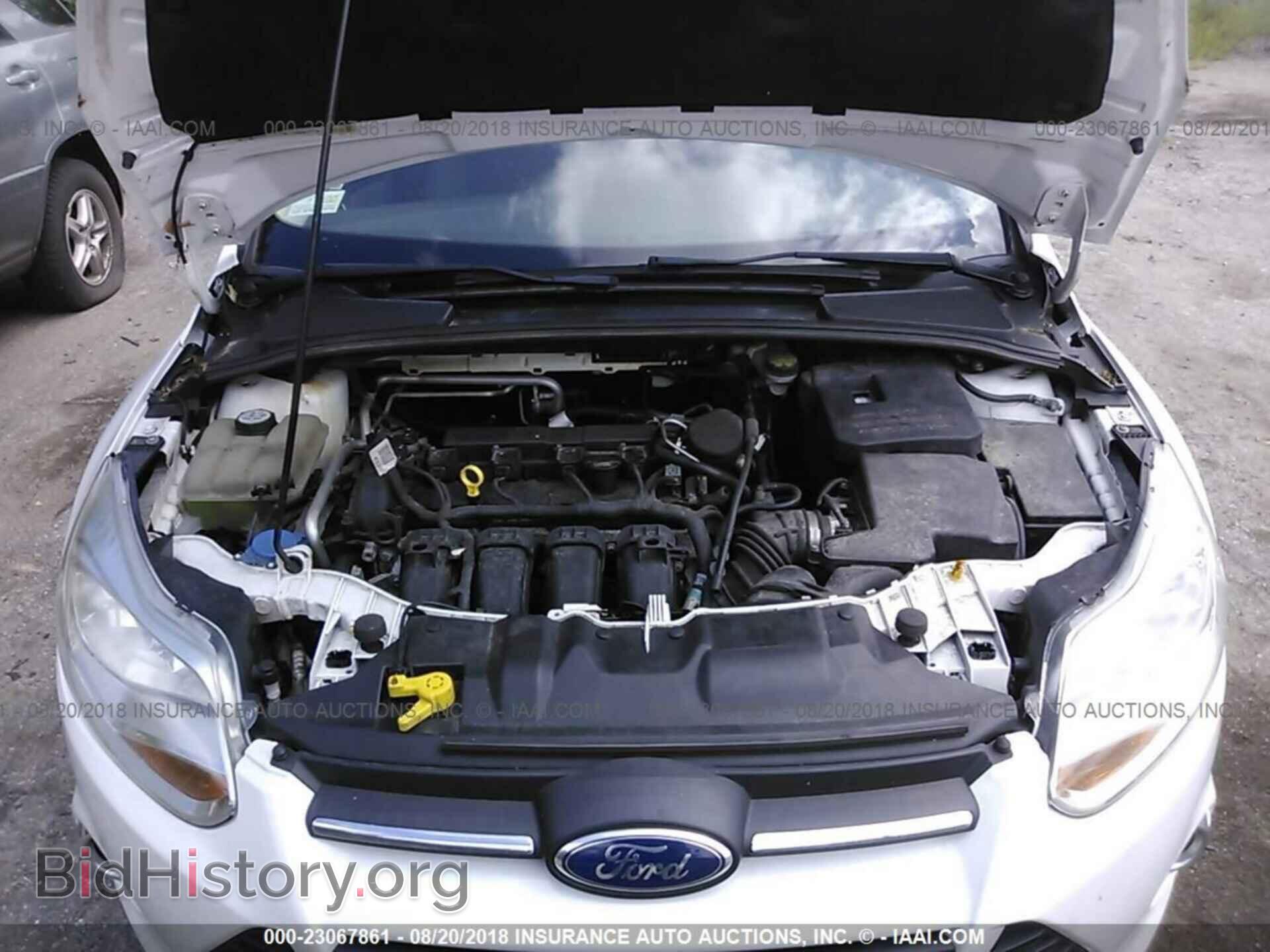 2012 Ford Focus - VIN: 1FAHP3K29CL229221 - Photo 10