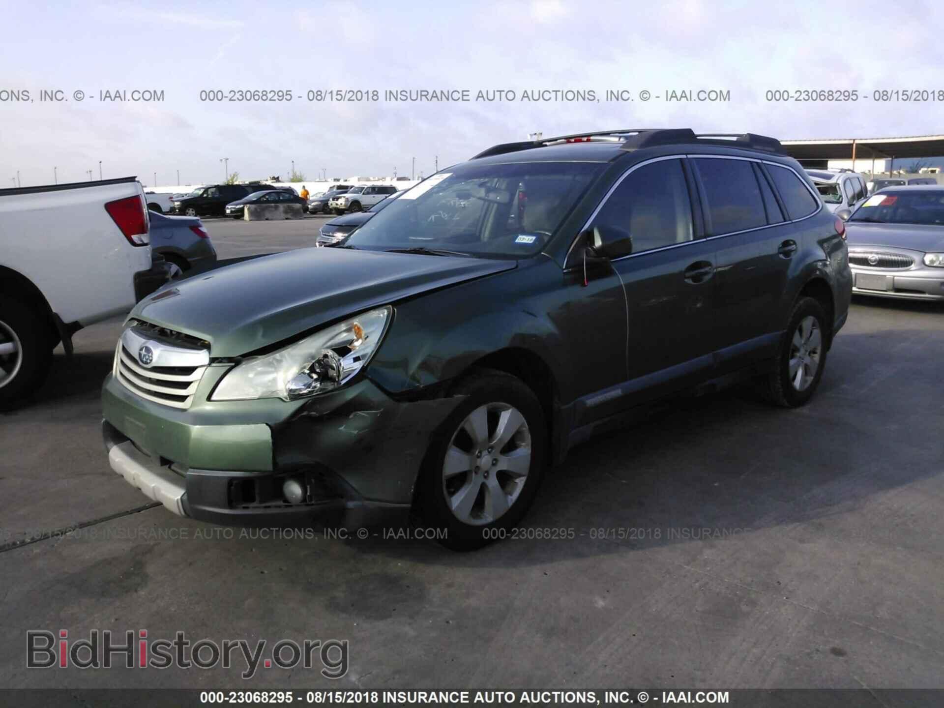 2011 Subaru Outback - VIN: 4S4BRCLC0B3397292 - Фото 2