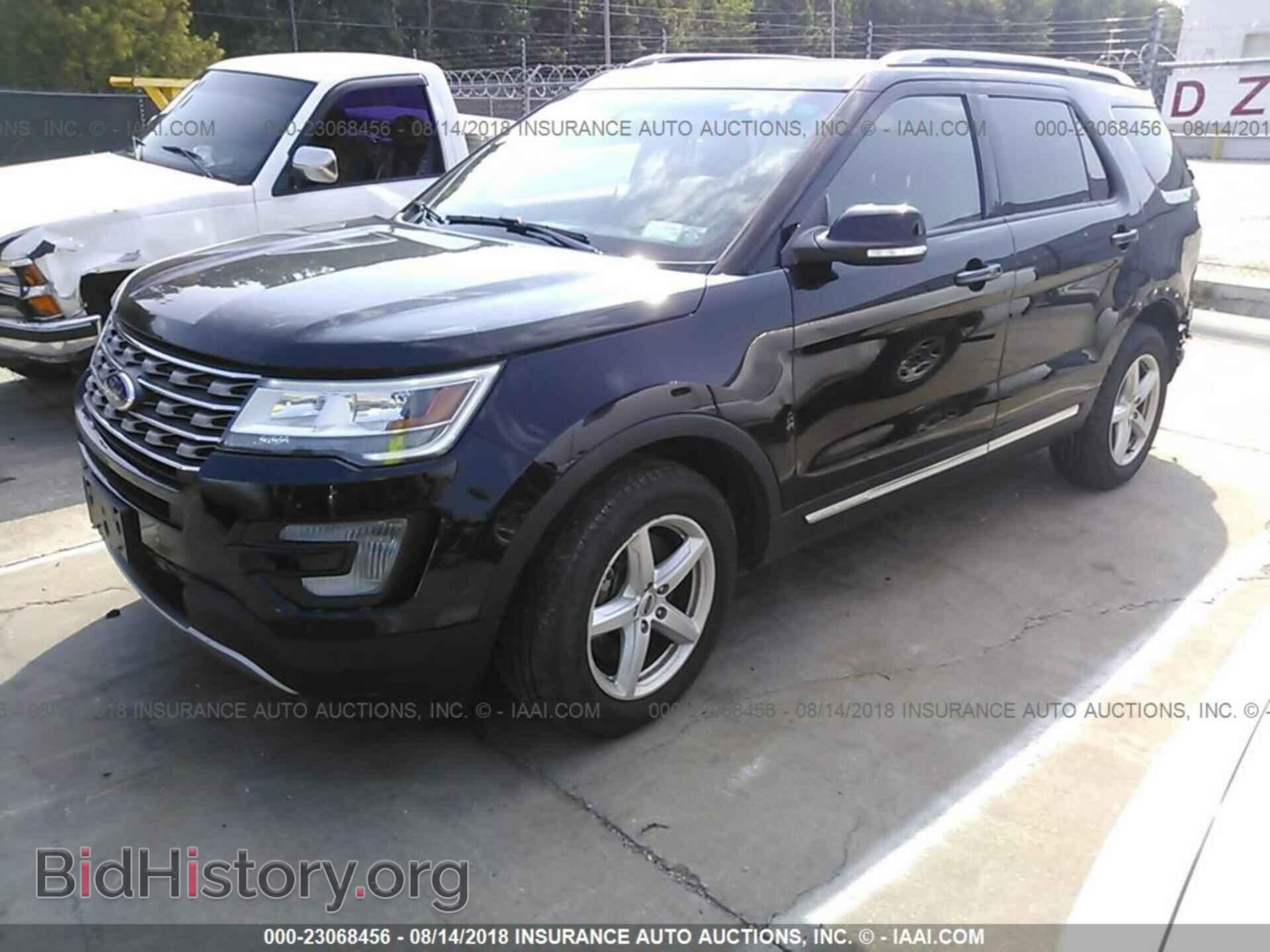 2017 Ford Explorer - VIN: 1FM5K8D89HGA40025 - Фото 2