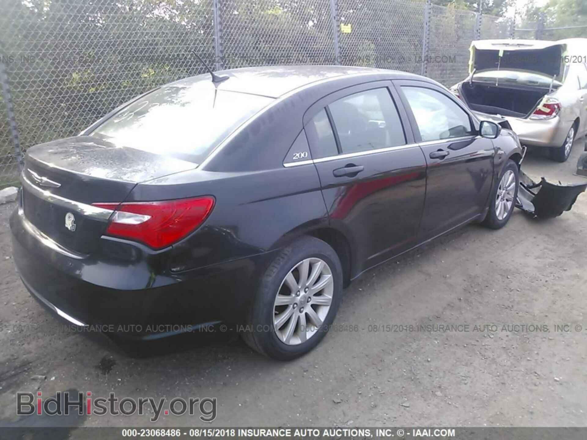 2012 Chrysler 200 - VIN: 1C3CCBBB7CN174044 - Фото 4