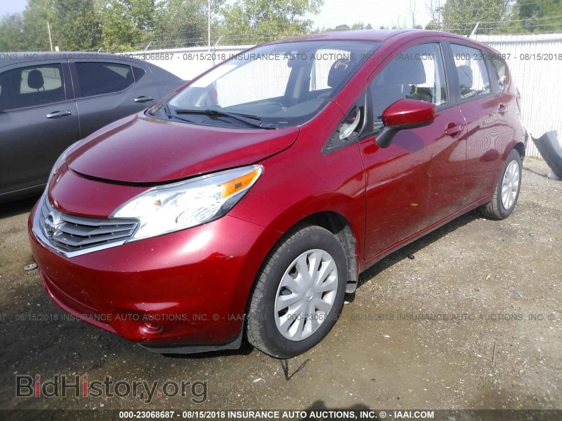 2015 Nissan Versa note - VIN: 3N1CE2CPXFL399680 - Фото 2