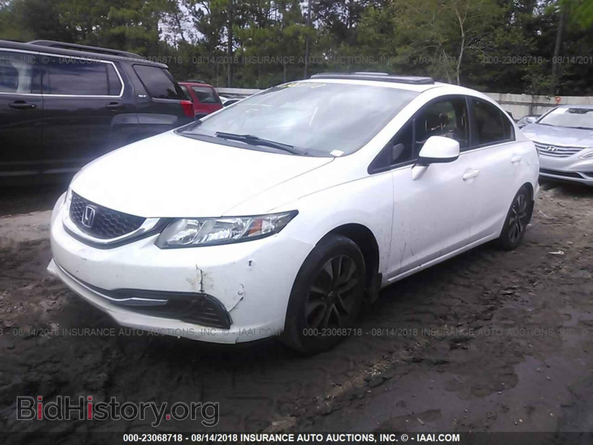 2013 Honda Civic - VIN: 19XFB2F82DE050120 - Фото 2