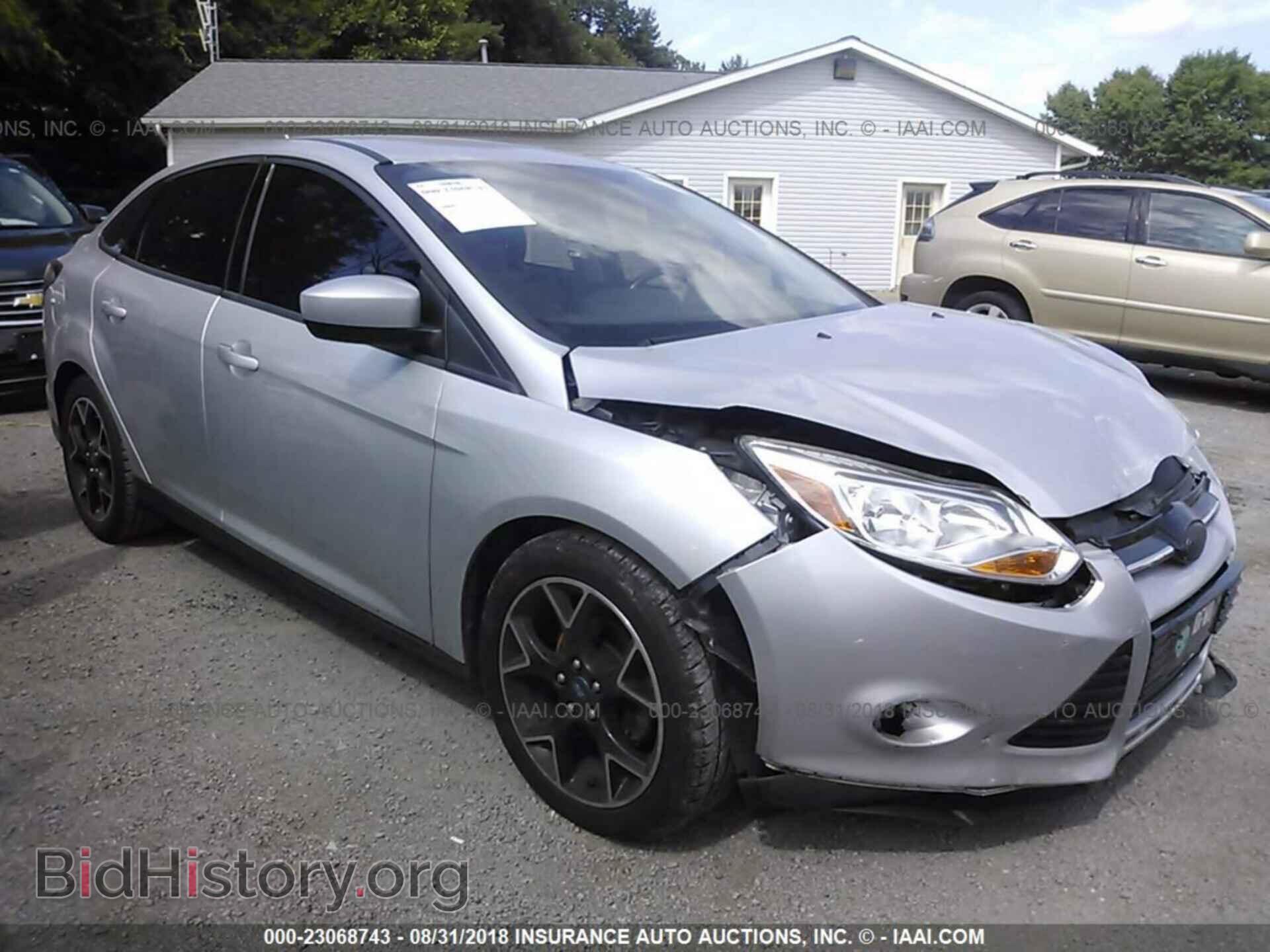 Photo 1FAHP3F24CL447531 - Ford Focus 2012