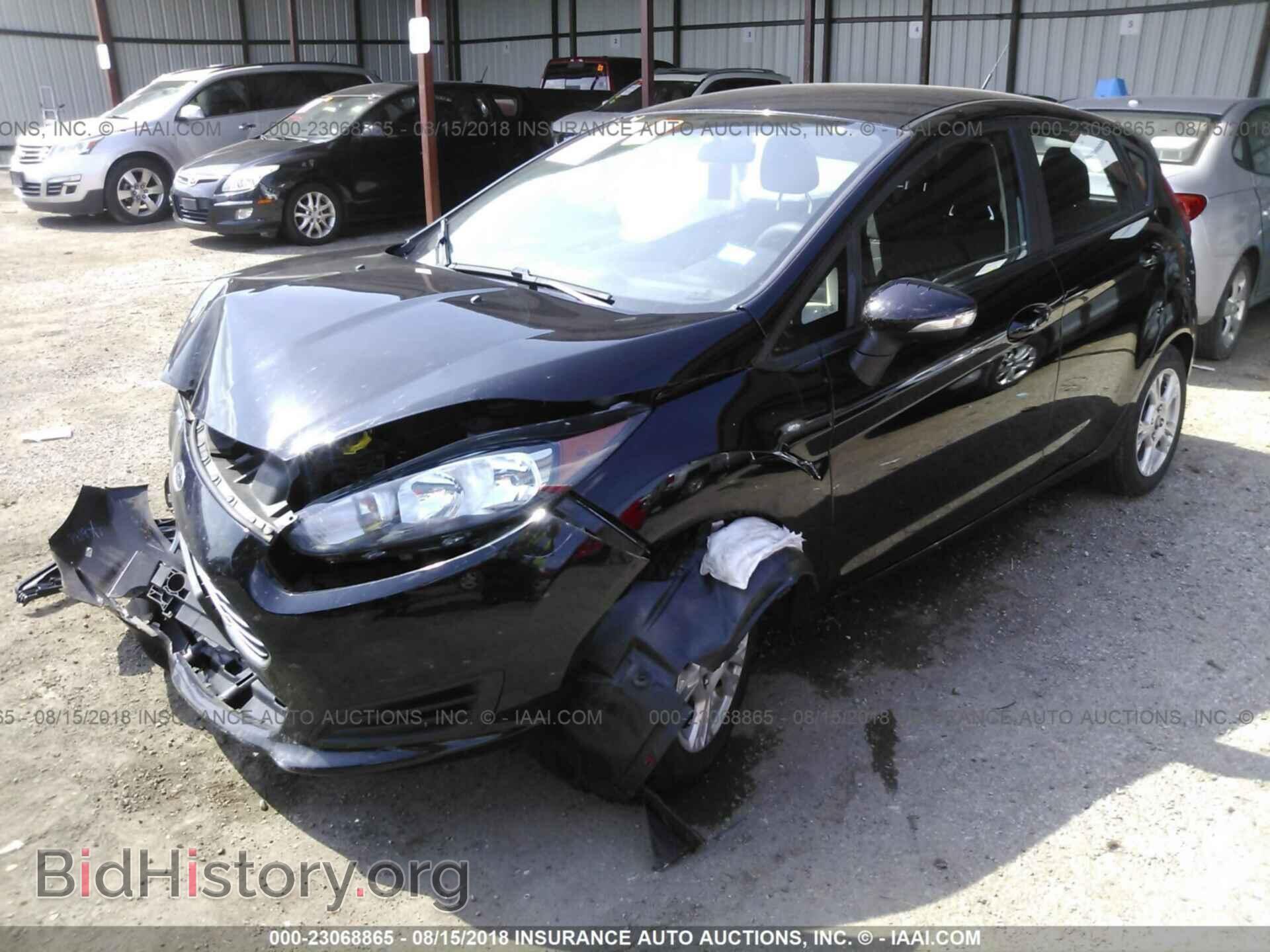2016 Ford Fiesta - VIN: 3FADP4EJ3GM208084 - Фото 2
