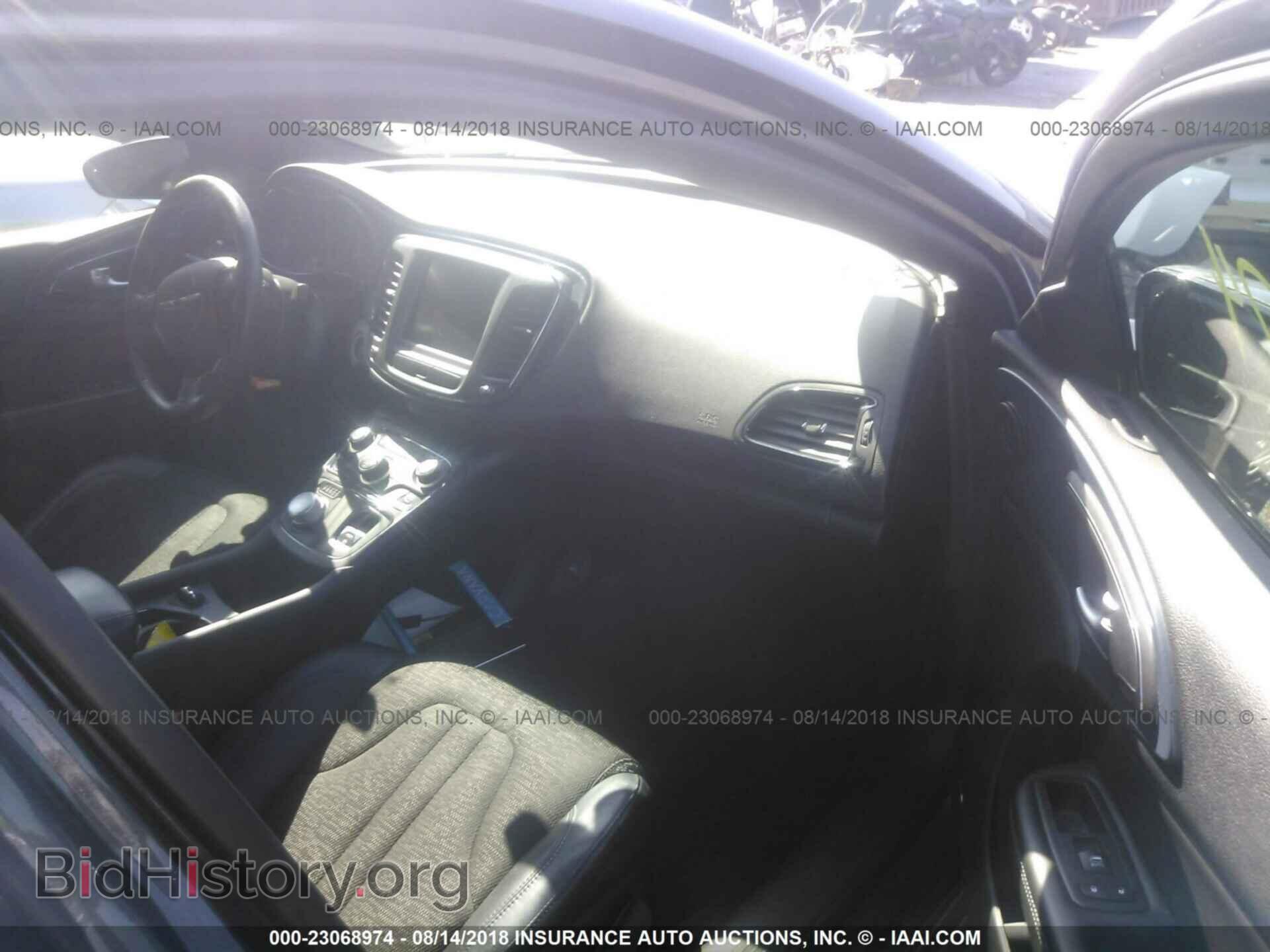 2015 Chrysler 200 - VIN: 1C3CCCBB1FN541904 - Photo 5