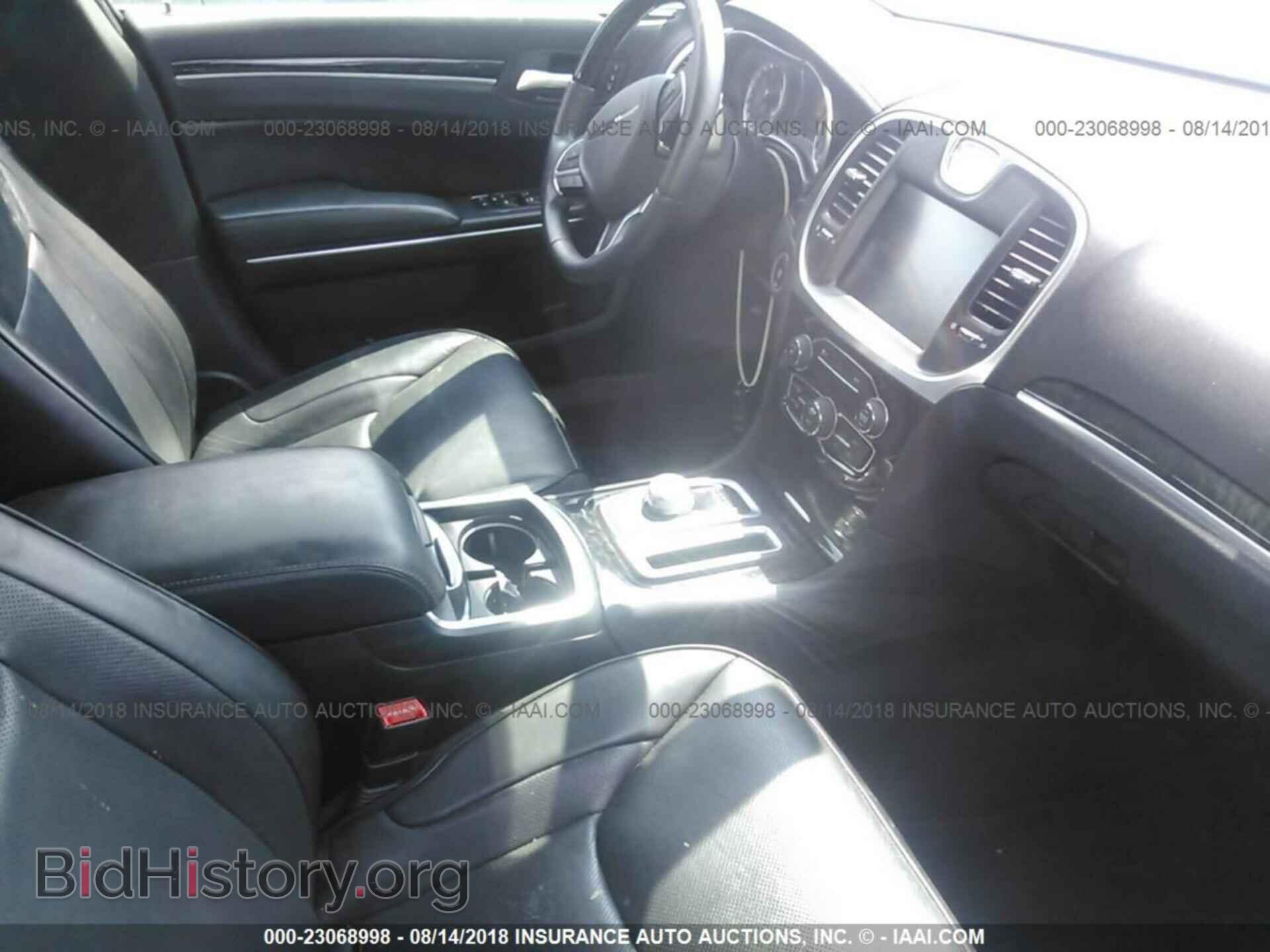2016 CHRYSLER 300C - VIN: 2C3CCAEG3GH320455 - Фото 5