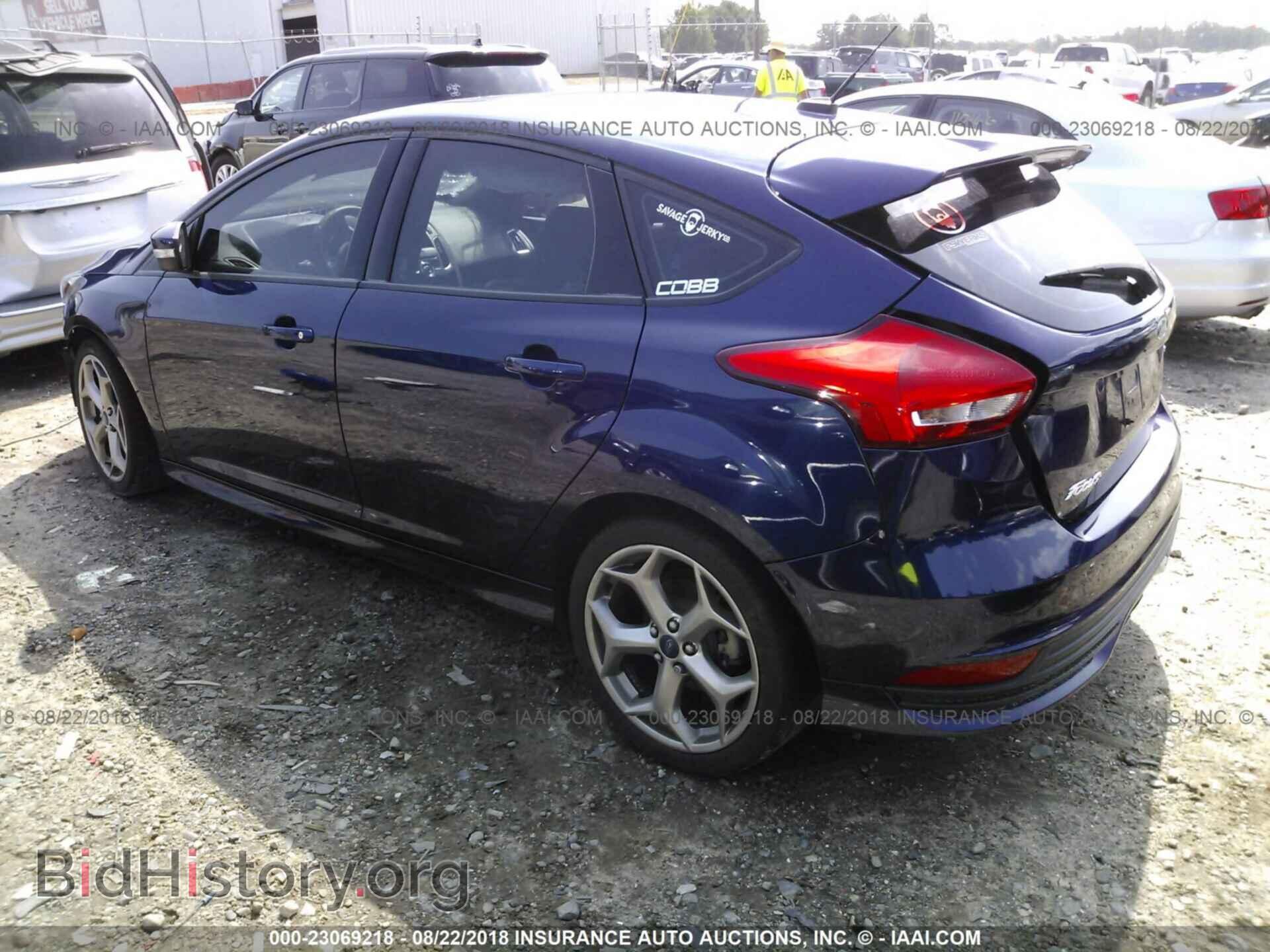 2016 Ford Focus - VIN: 1FADP3L9XGL223864 - Фото 3