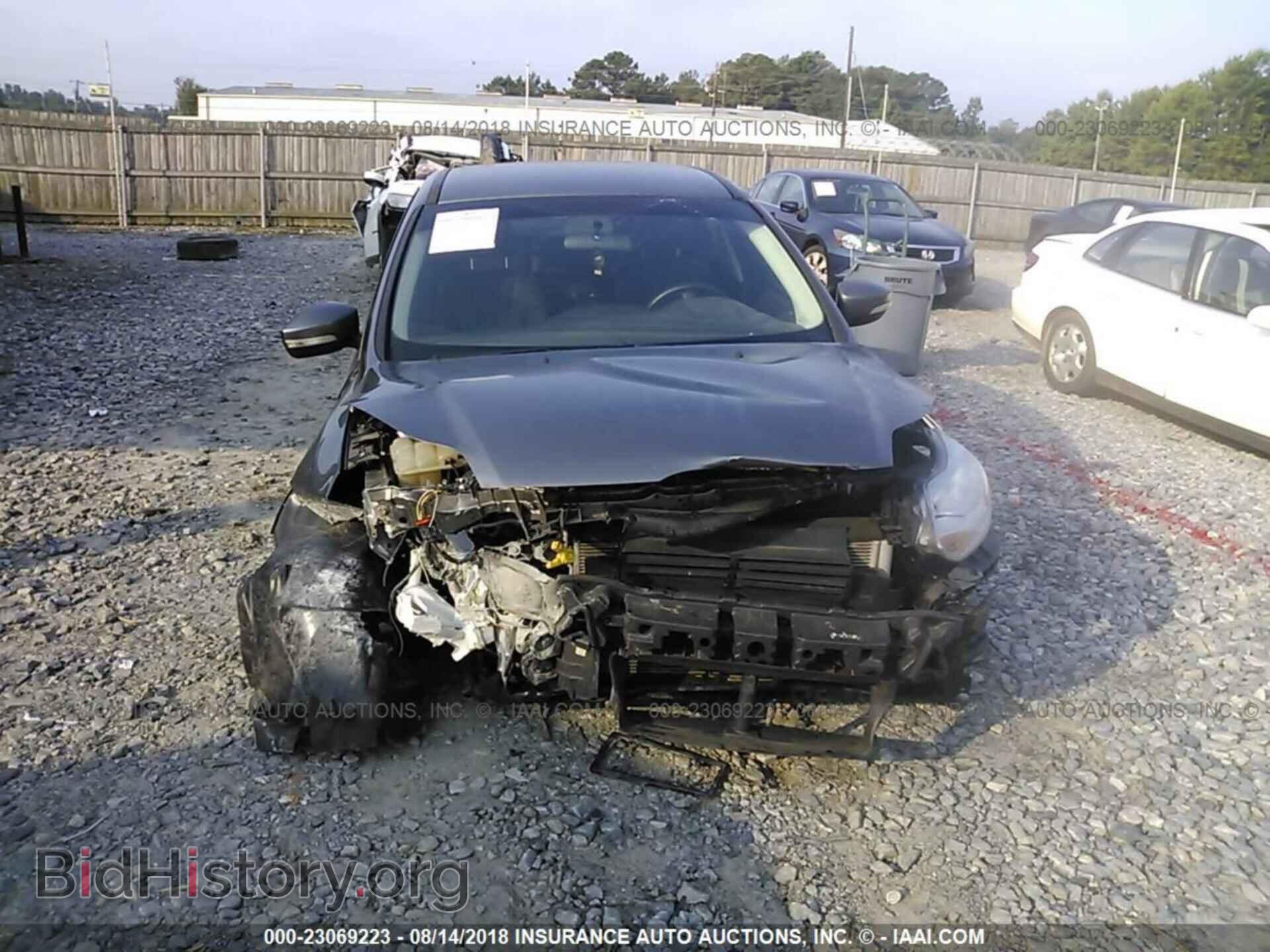 2014 Ford Focus - VIN: 1FADP3F21EL221867 - Photo 6