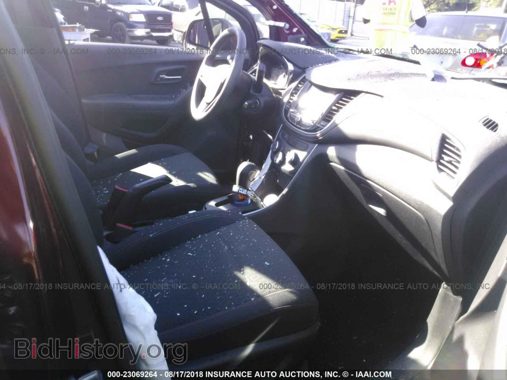2017 Chevrolet Trax - VIN: 3GNCJKSB3HL276053 - Фото 5