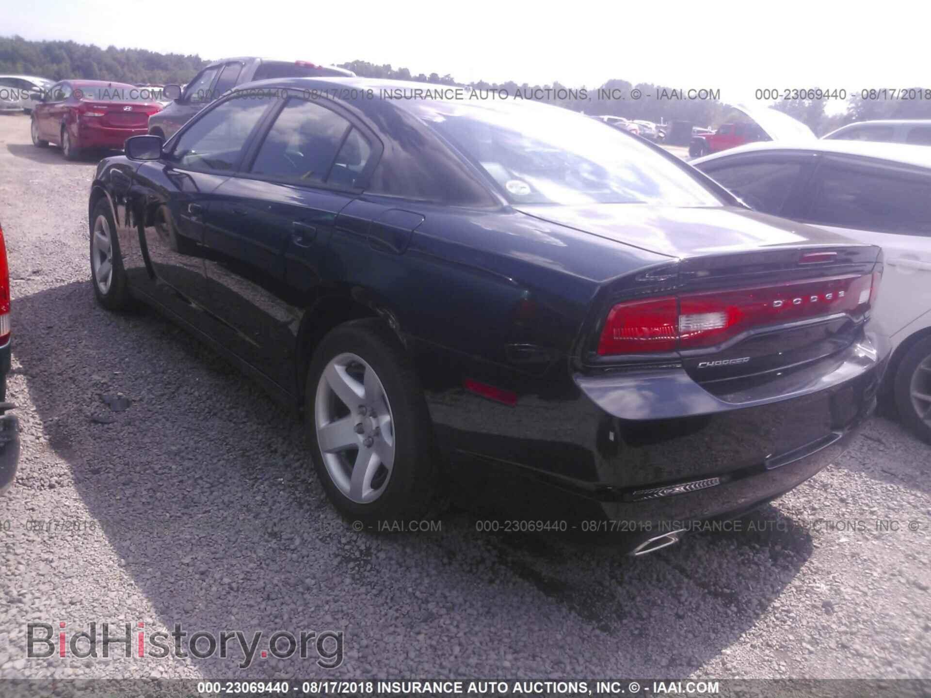 2013 Dodge Charger - VIN: 2C3CDXAG5DH721393 - Photo 3