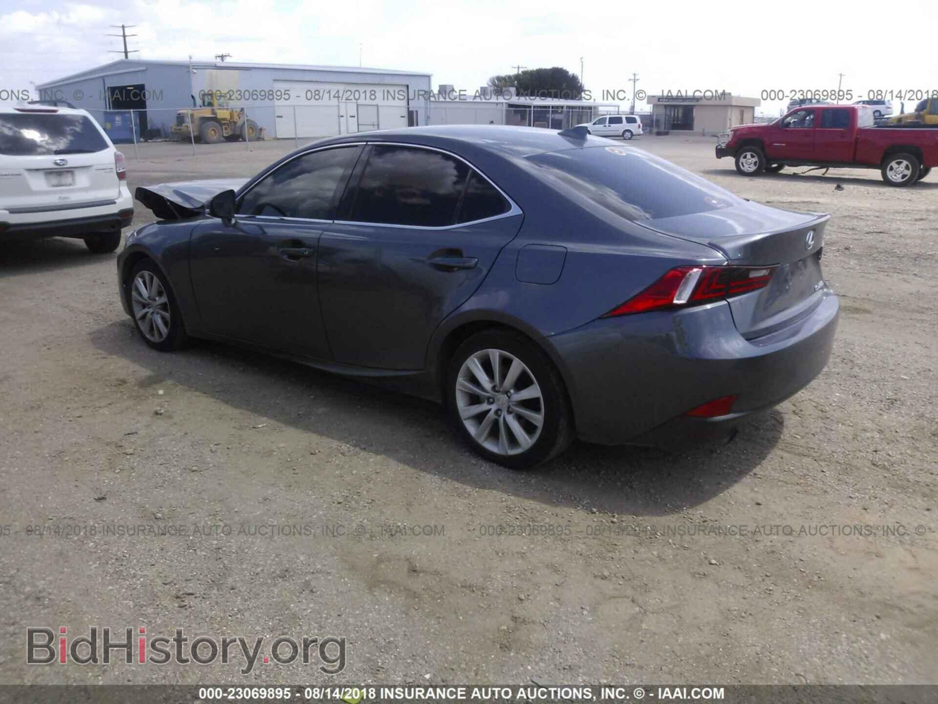 2015 Lexus Is - VIN: JTHBF1D20F5053252 - Photo 3