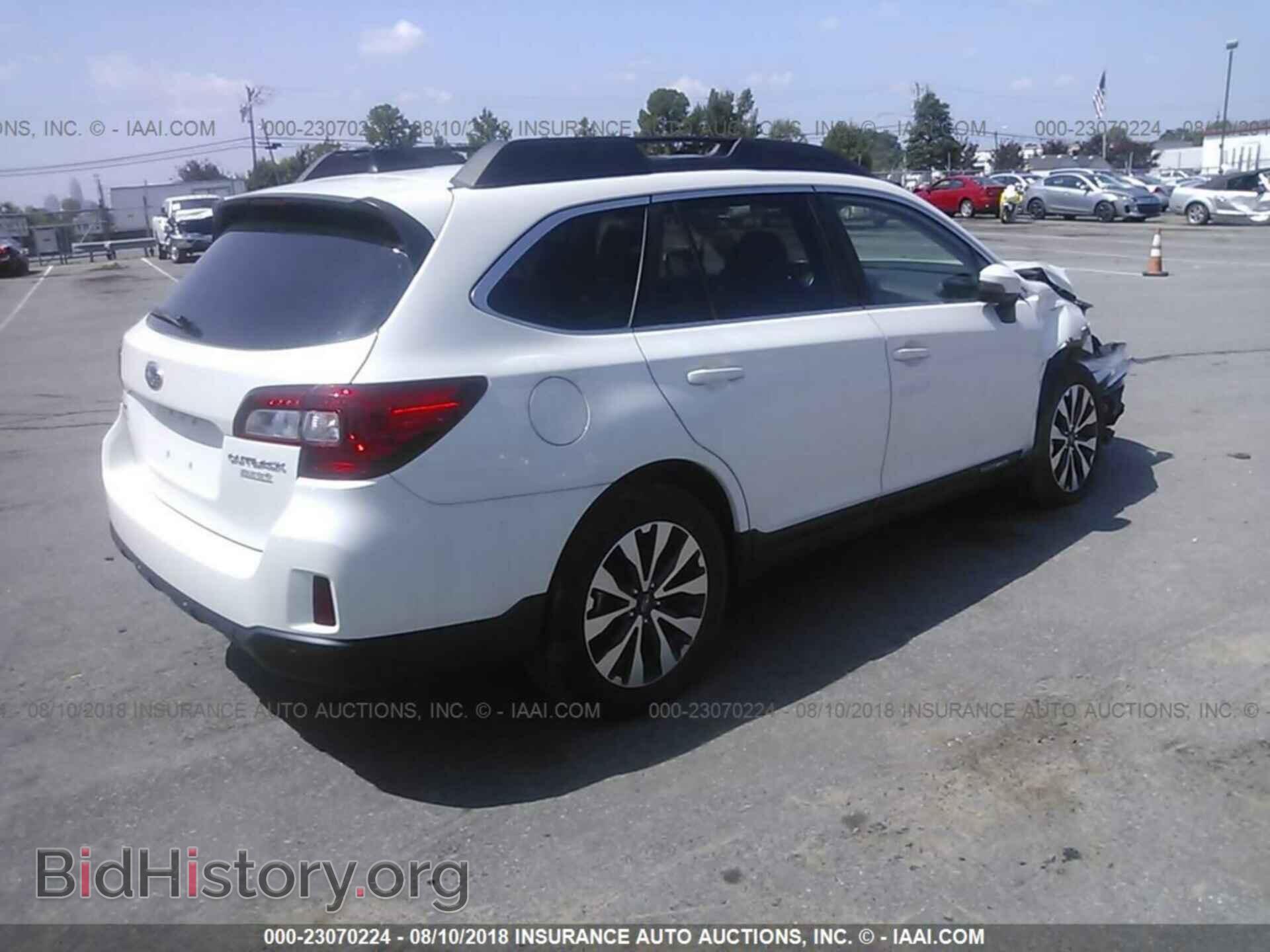 2017 Subaru Outback - VIN: 4S4BSANC6H3237321 - Фото 4