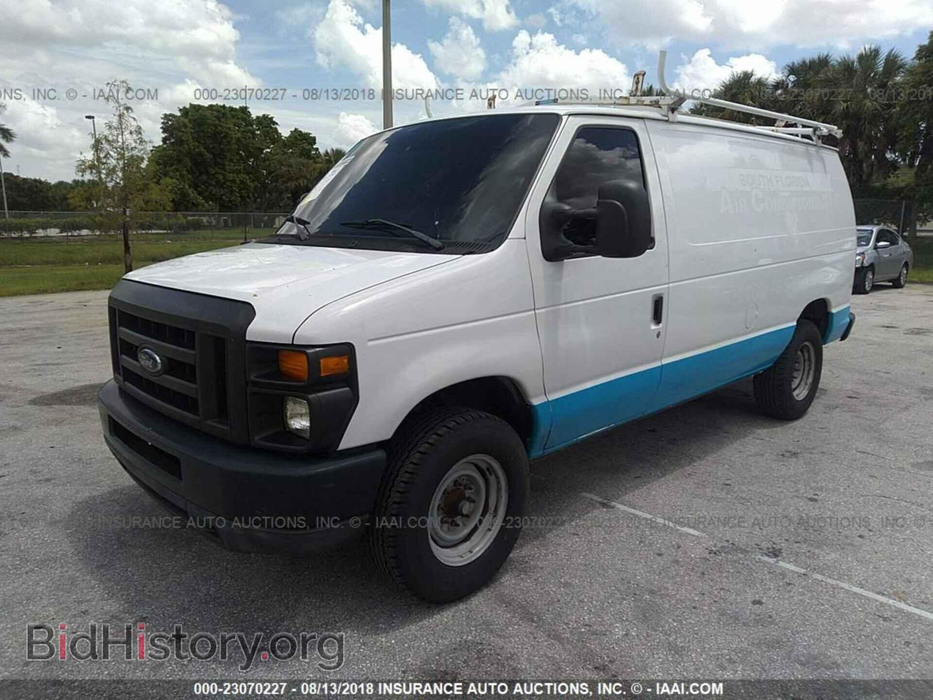 2011 Ford Econoline - VIN: 1FTNE2EW6BDA17834 - Фото 2