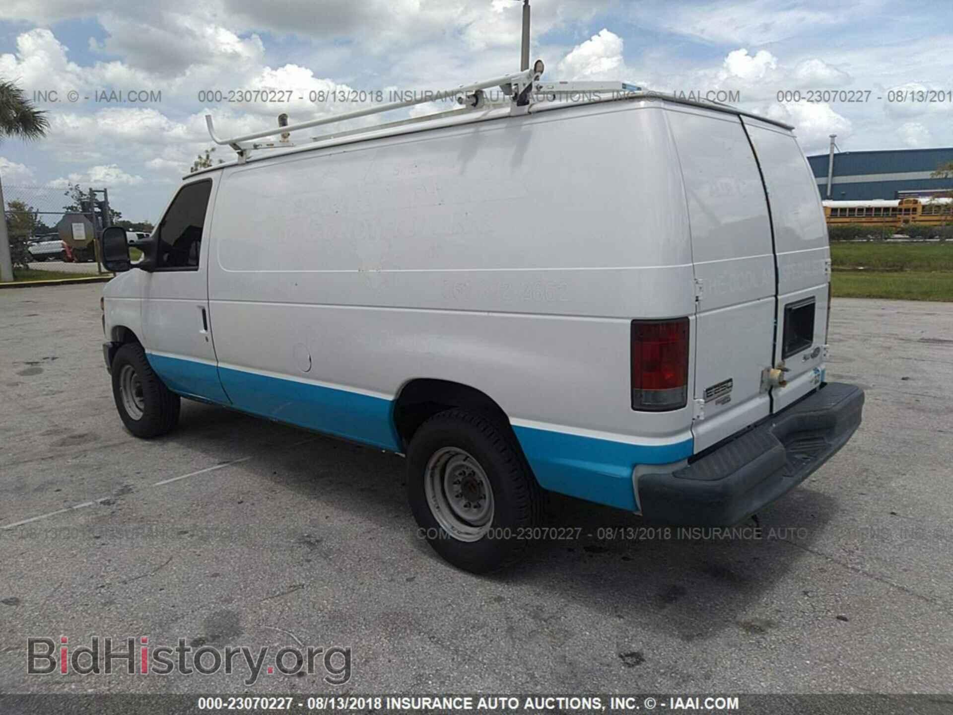 2011 Ford Econoline - VIN: 1FTNE2EW6BDA17834 - Фото 3