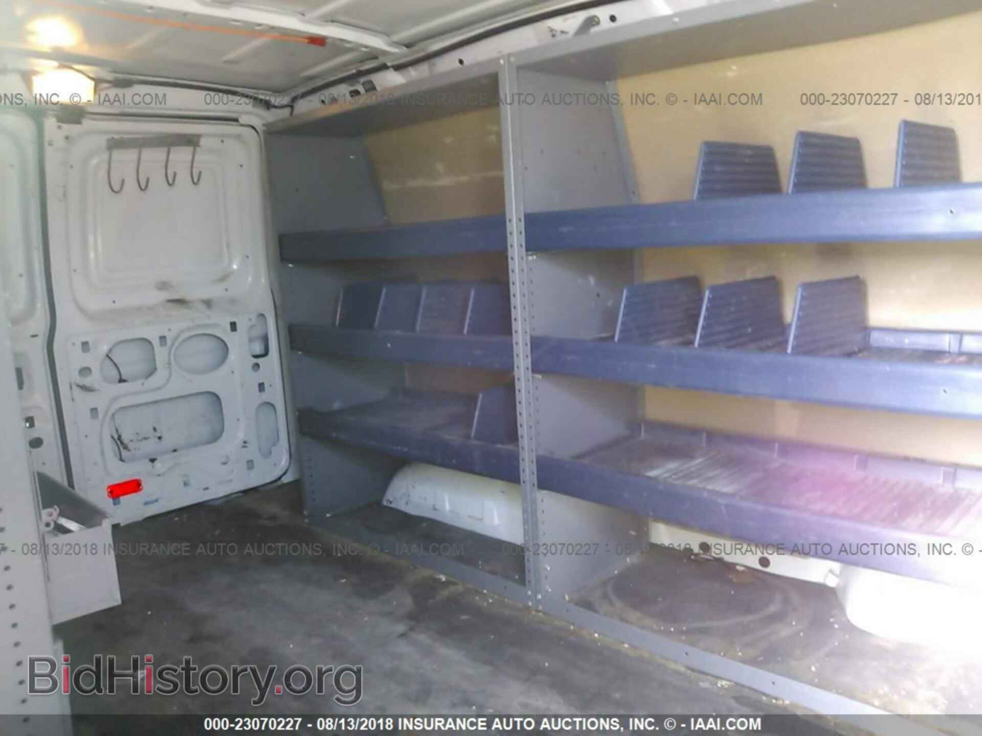 2011 Ford Econoline - VIN: 1FTNE2EW6BDA17834 - Фото 8