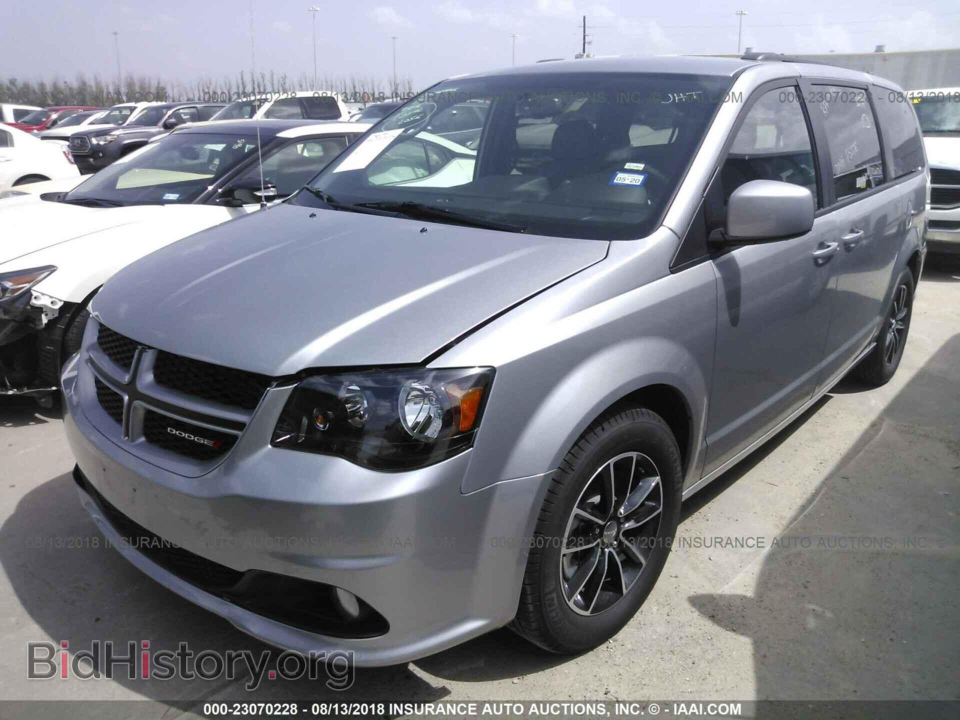 2018 Dodge Grand caravan - VIN: 2C4RDGEG5JR239304 - Фото 2