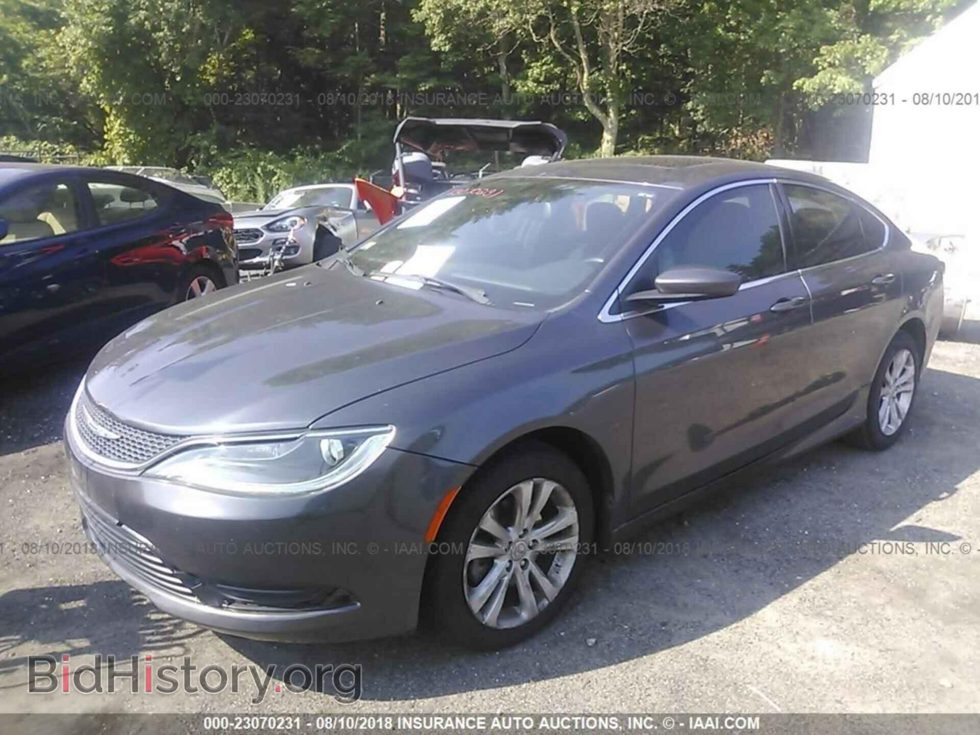 2015 Chrysler 200 - VIN: 1C3CCCAB8FN684866 - Фото 2