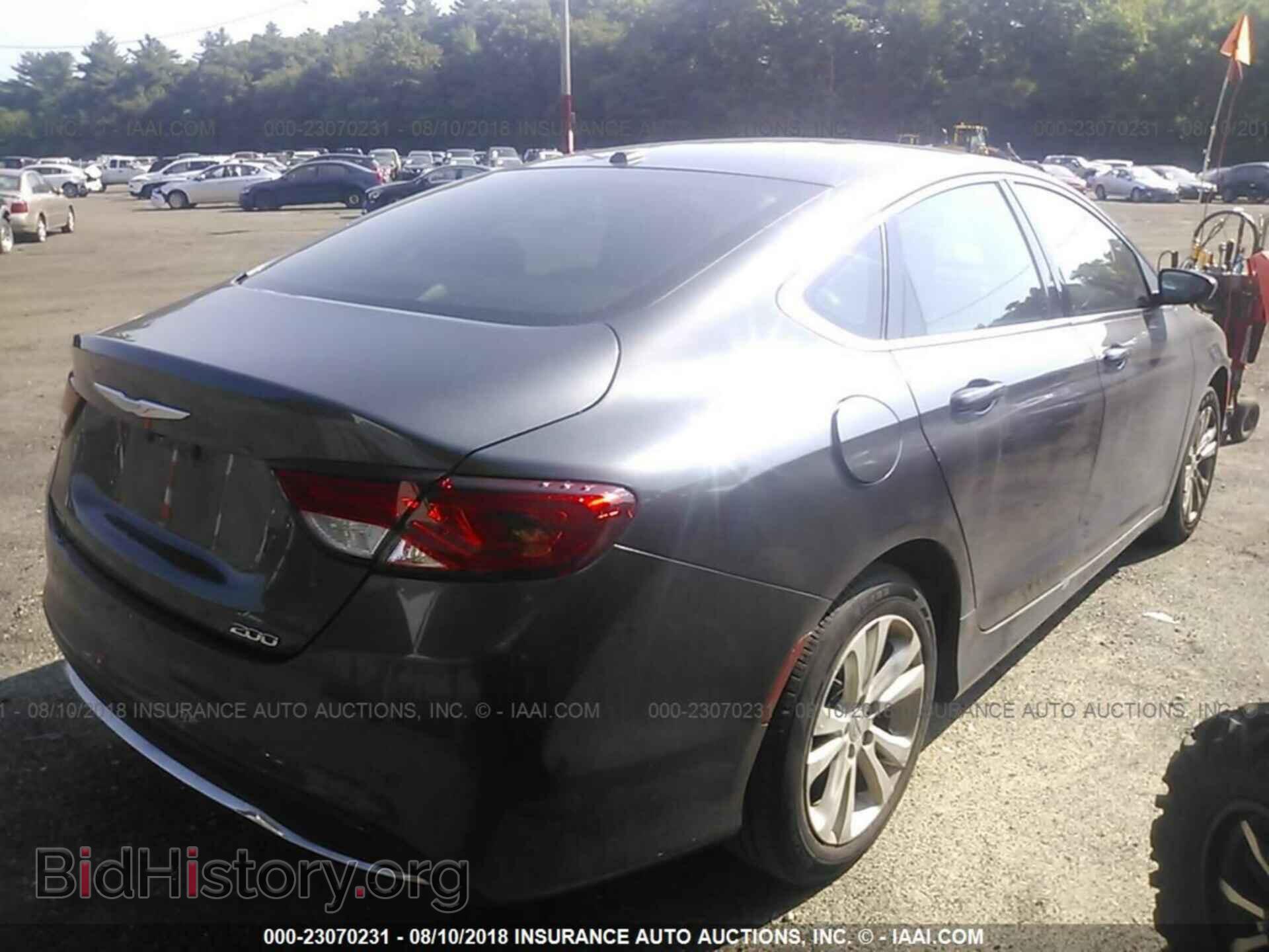 2015 Chrysler 200 - VIN: 1C3CCCAB8FN684866 - Фото 4