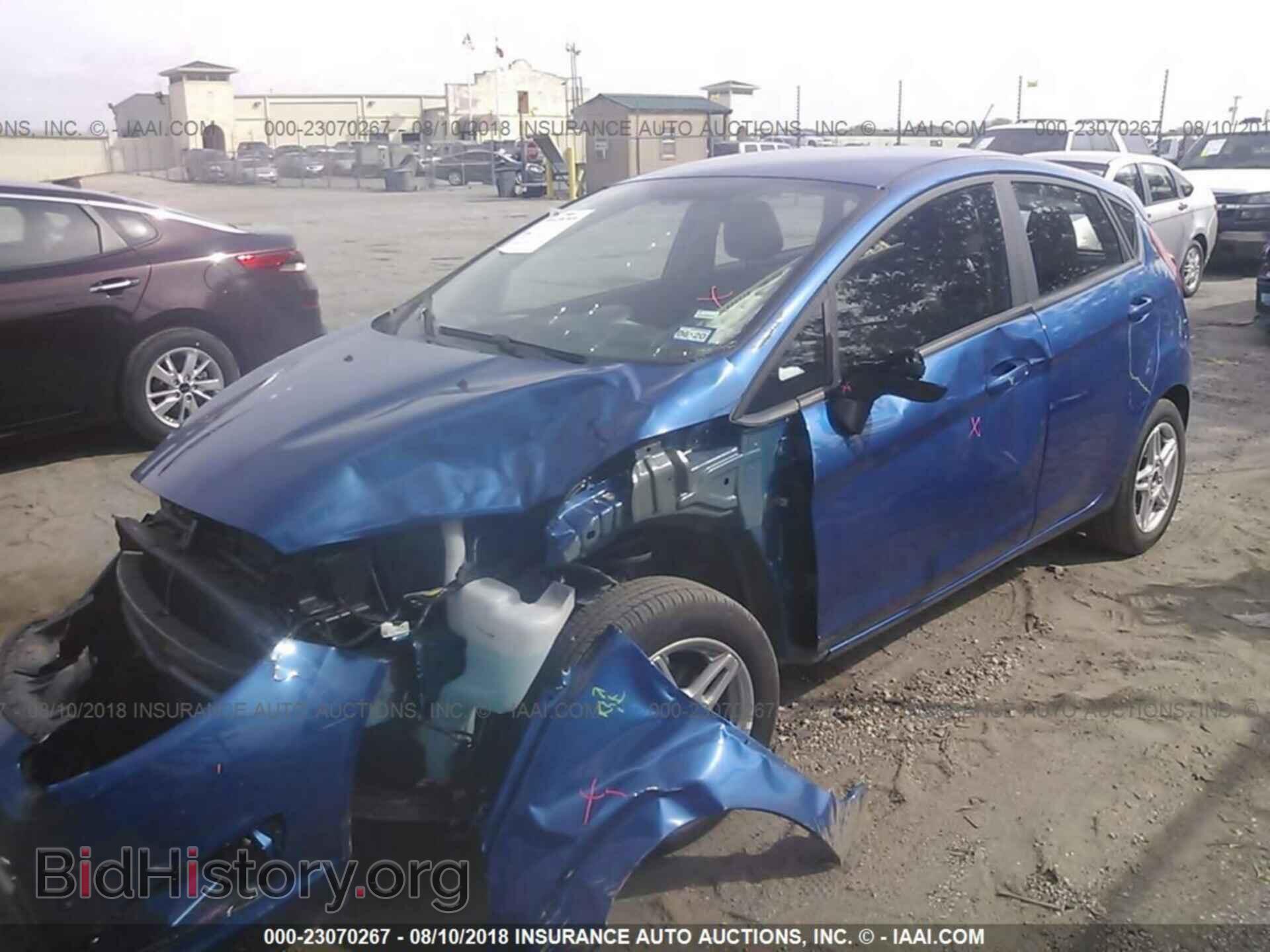 2018 Ford Fiesta - VIN: 3FADP4EJXJM128157 - Фото 2