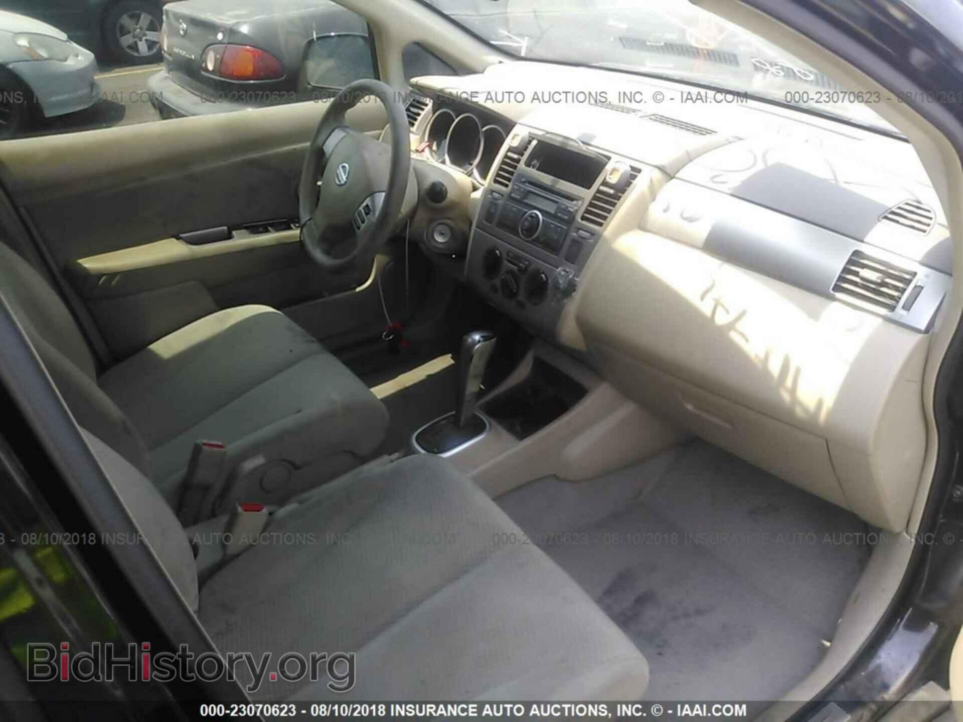2011 Nissan Versa - VIN: 3N1BC1CP3BL378417 - Фото 5