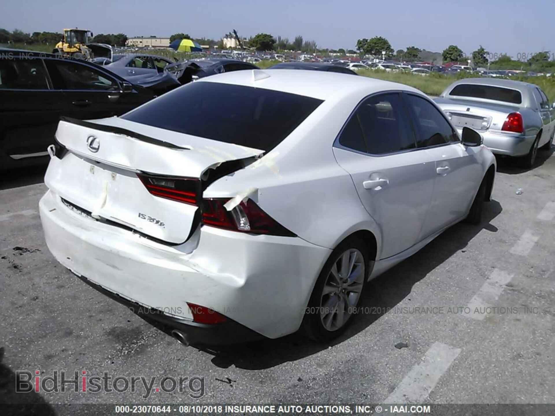 2016 Lexus Is - VIN: JTHBA1D2XG5006522 - Фото 4