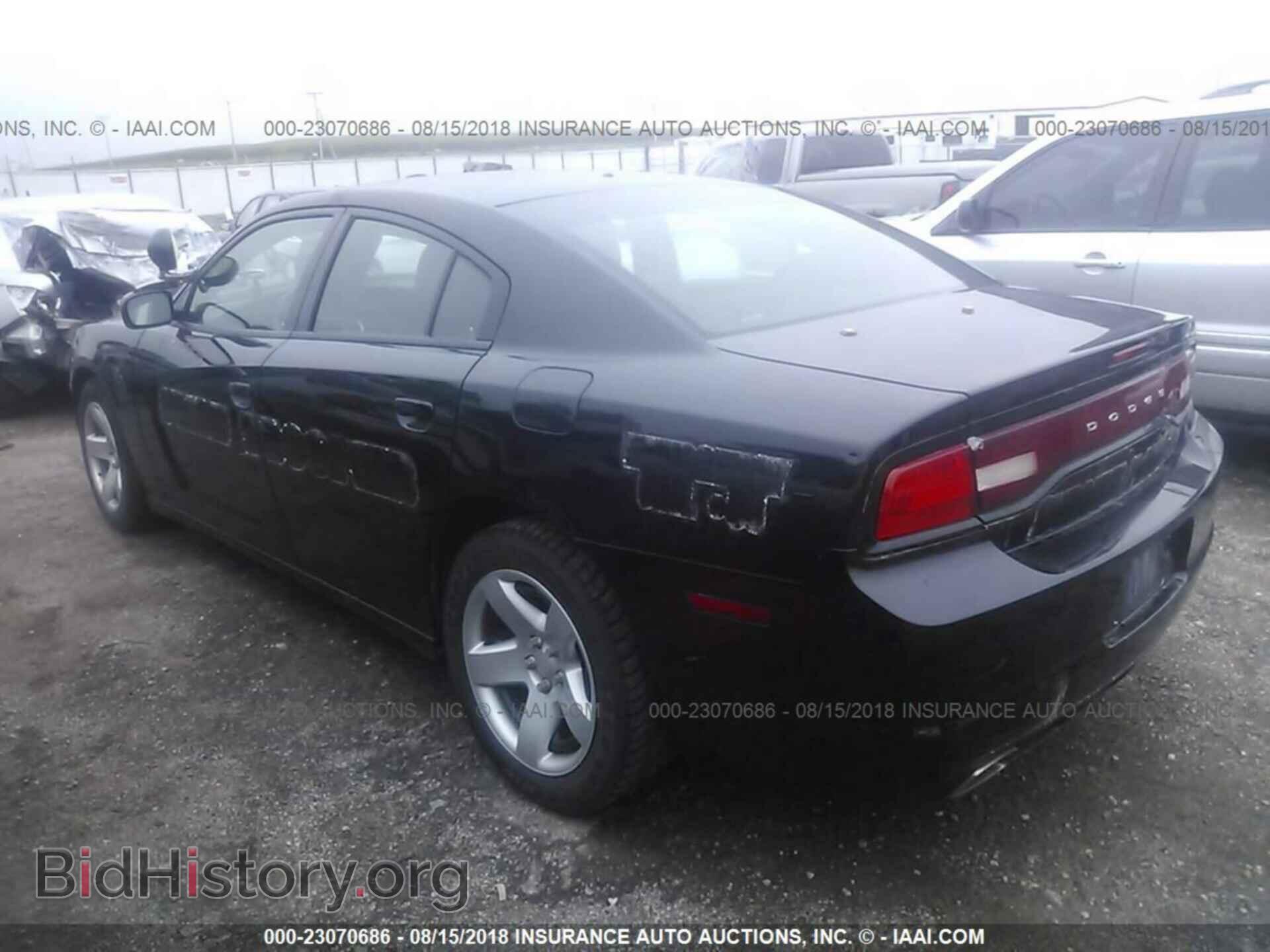 2013 Dodge Charger - VIN: 2C3CDXAT7DH649996 - Photo 3