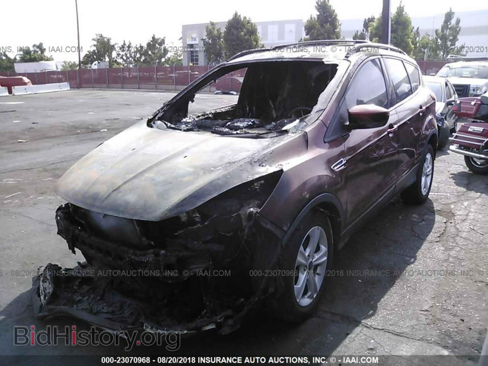 2014 Ford Escape - VIN: 1FMCU0GX4EUA30263 - Photo 2
