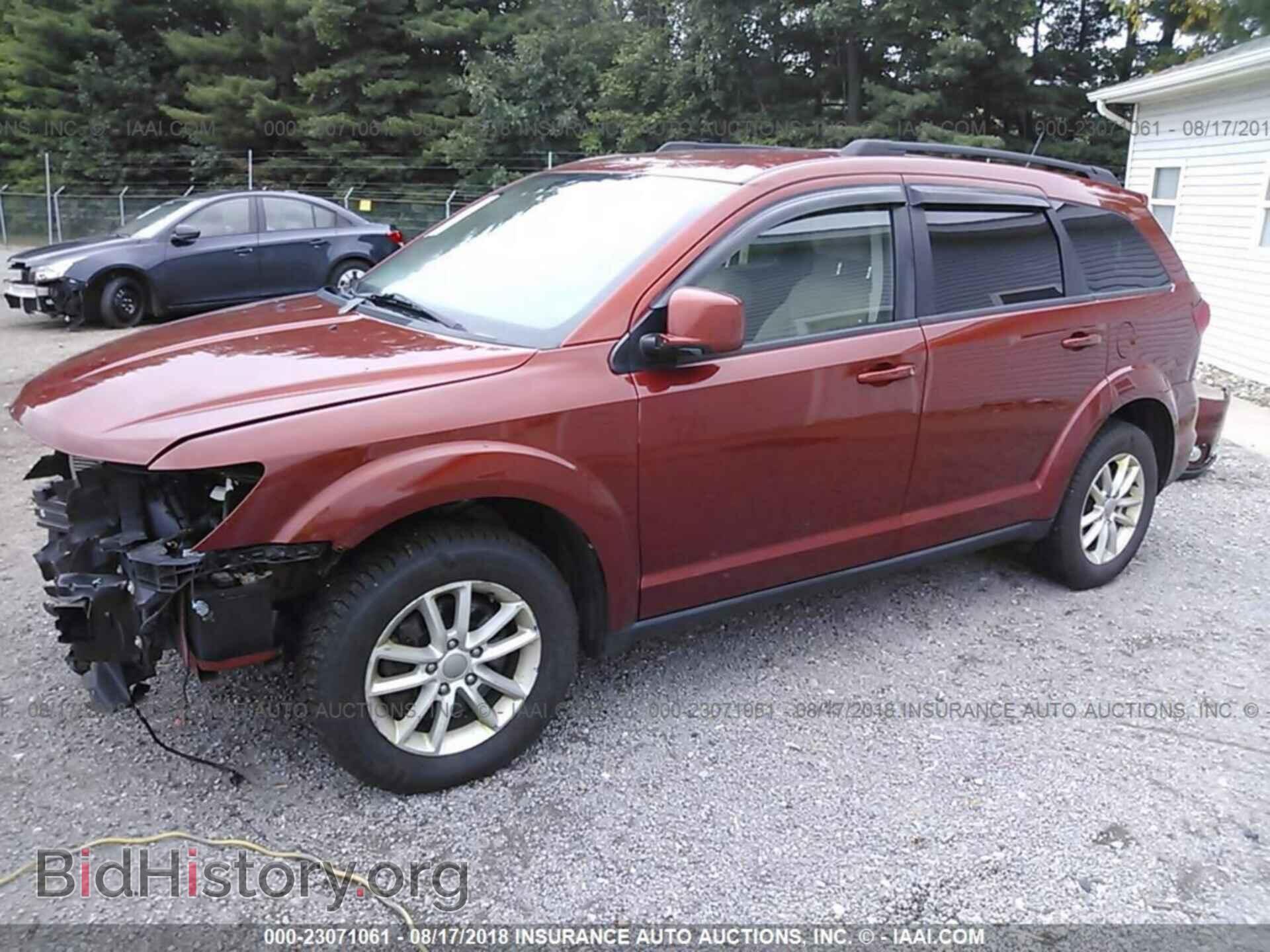 2014 Dodge Journey - VIN: 3C4PDDBG8ET168516 - Фото 2