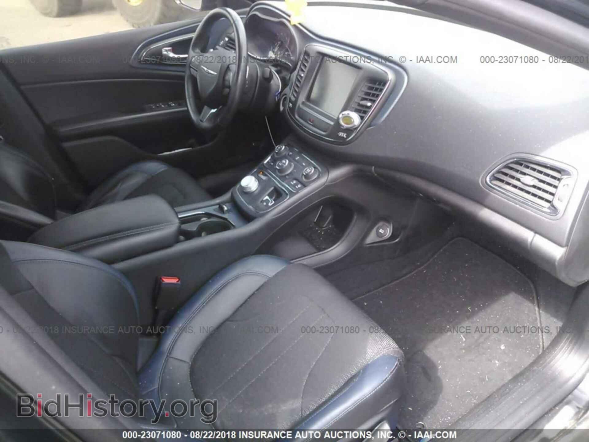 2015 Chrysler 200 - VIN: 1C3CCCDG2FN589193 - Photo 5