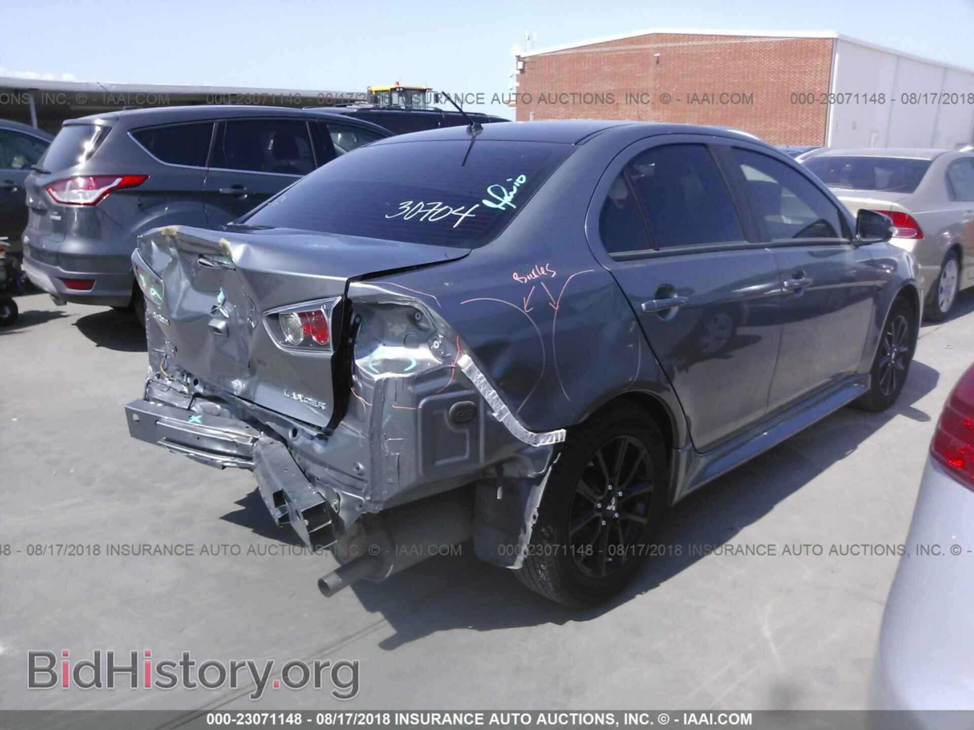 2017 Mitsubishi Lancer - VIN: JA32U2FU9HU015098 - Фото 4