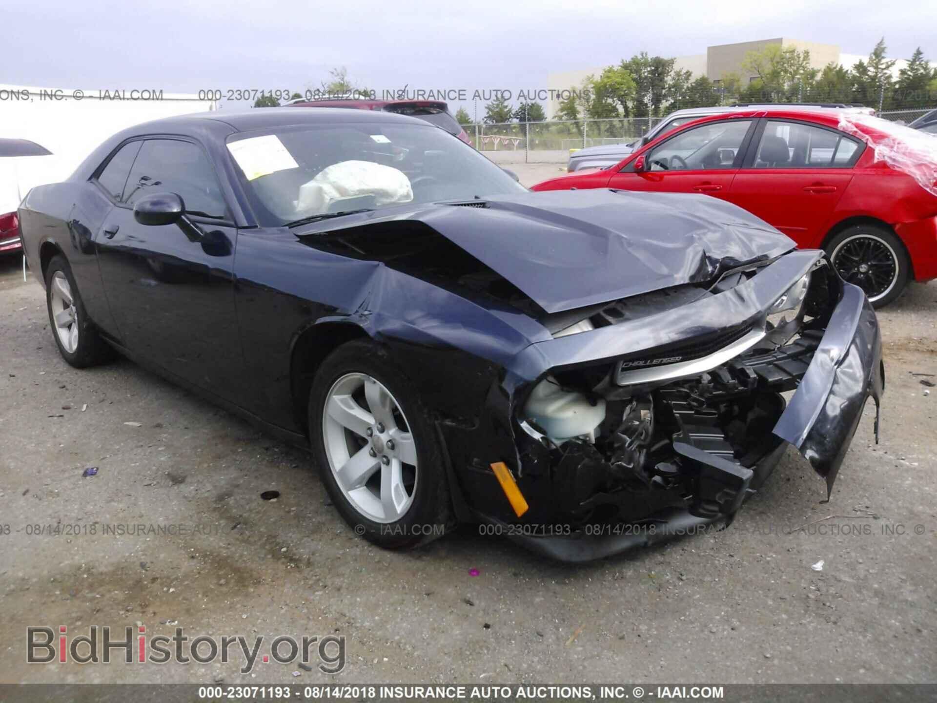 Photo 2C3CDYAG2CH228405 - Dodge Challenger 2012