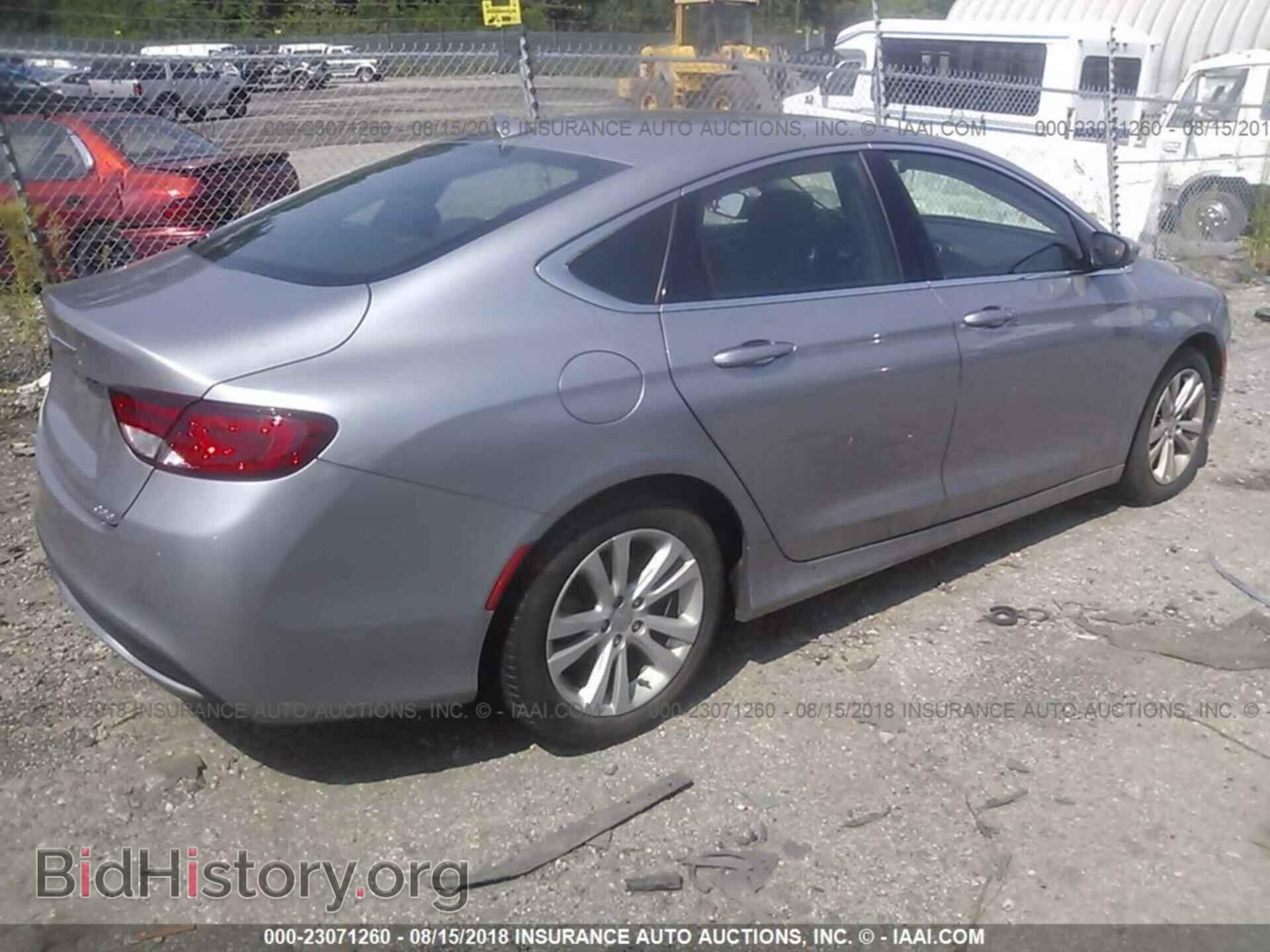 2016 Chrysler 200 - VIN: 1C3CCCAB3GN144357 - Фото 4