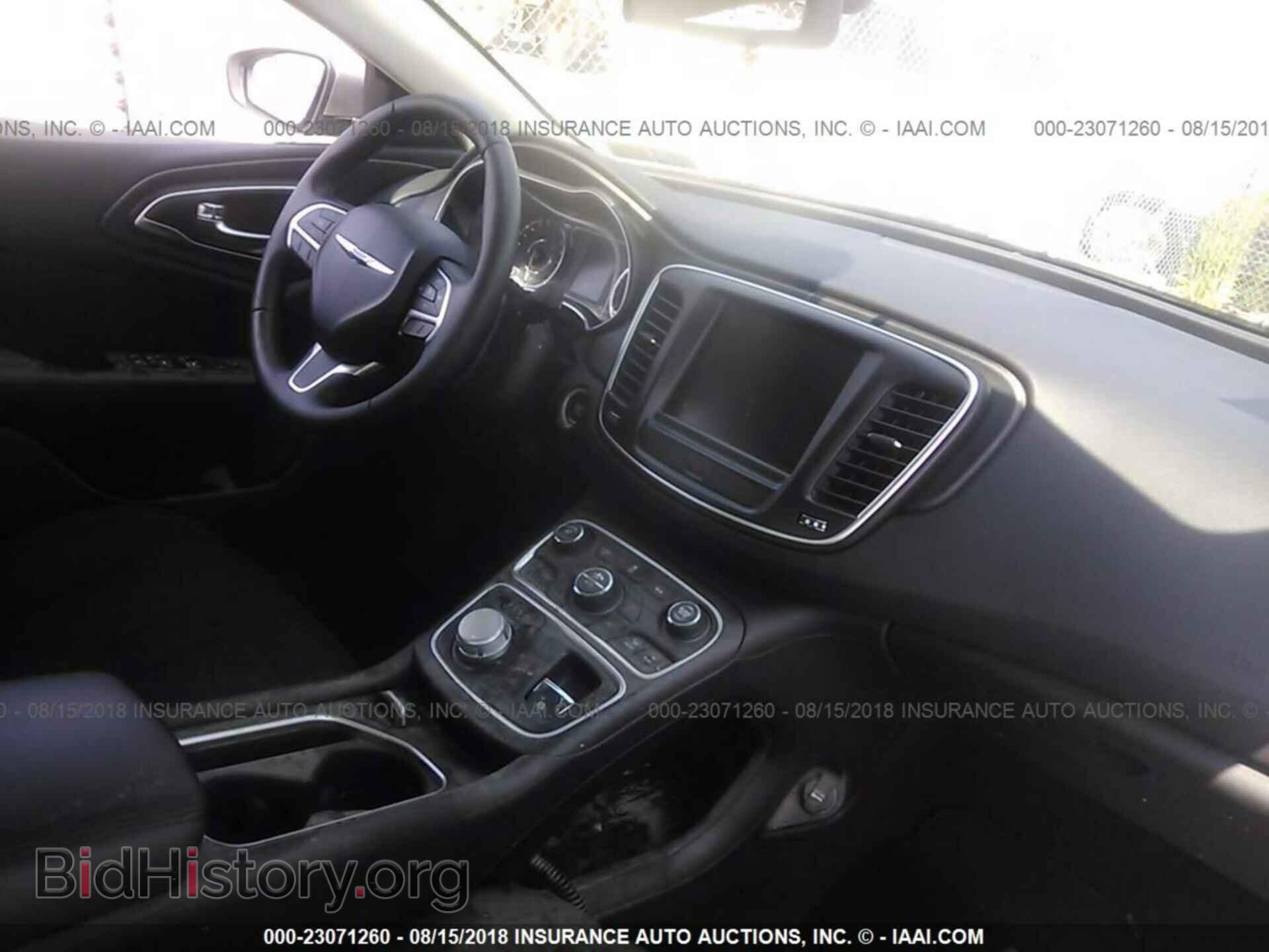 2016 Chrysler 200 - VIN: 1C3CCCAB3GN144357 - Фото 5