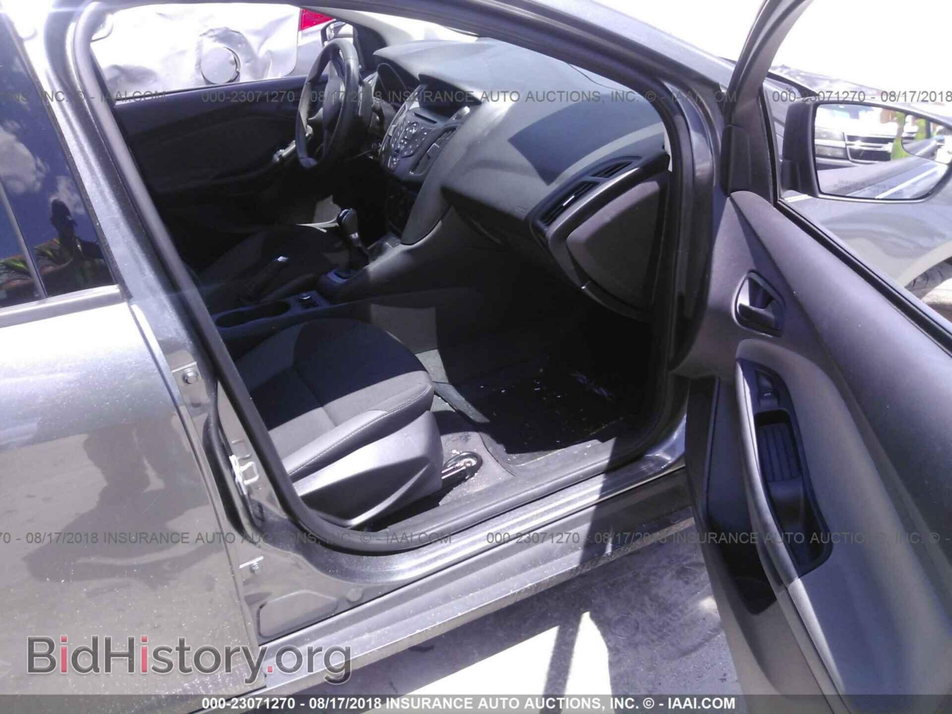 2014 Ford Focus - VIN: 1FADP3E26EL142230 - Фото 5