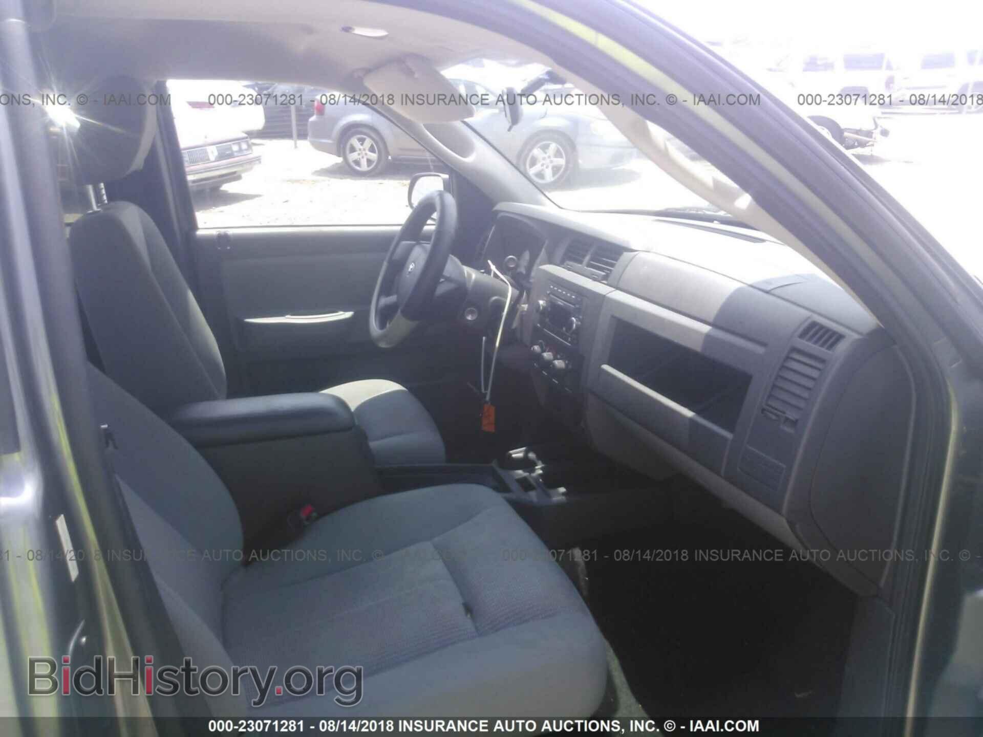 2011 Dodge Dakota - VIN: 1D7RE2BK6BS537844 - Фото 5