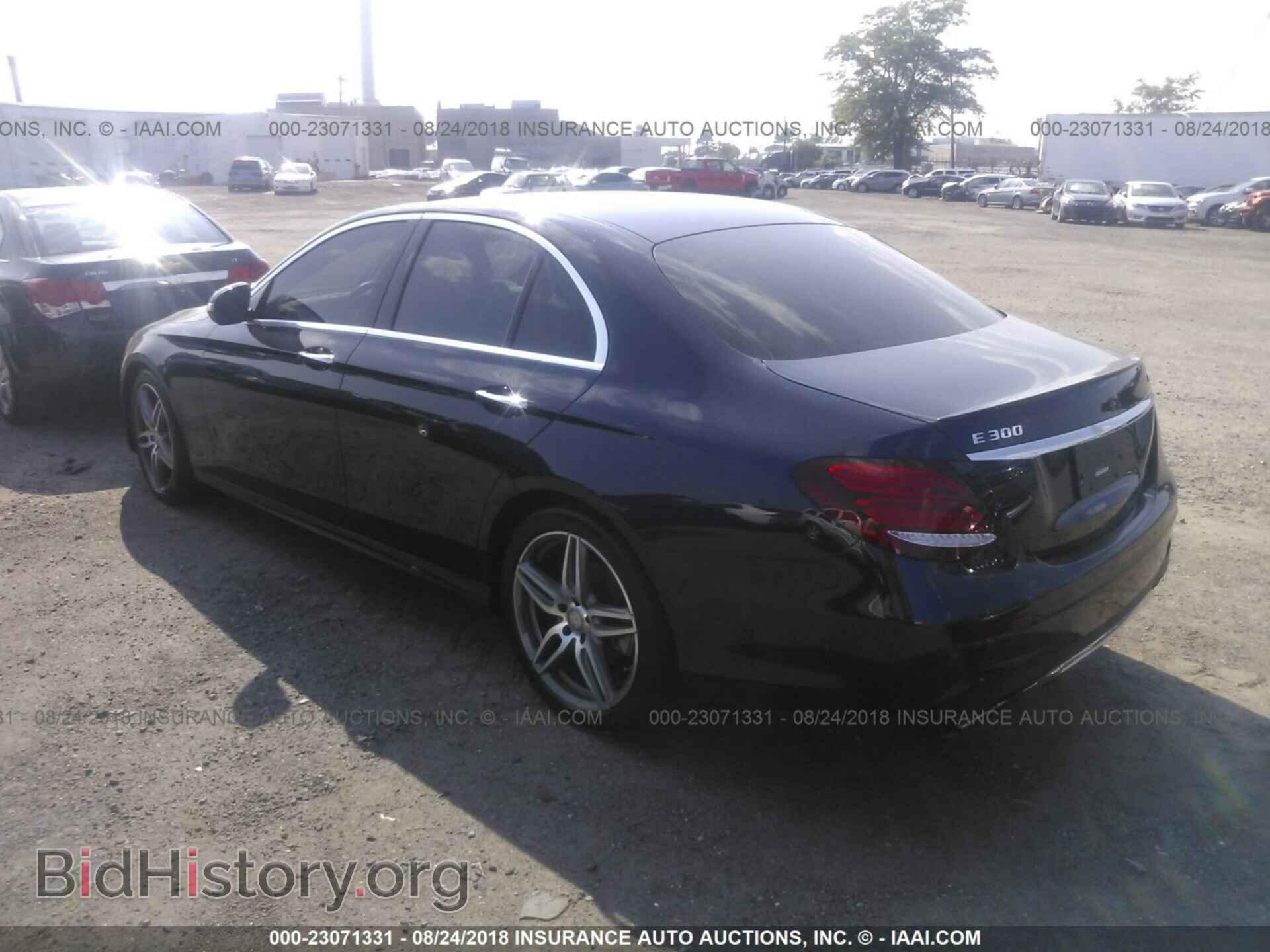 2017 Mercedes-benz E - VIN: WDDZF4KB8HA124640 - Фото 3