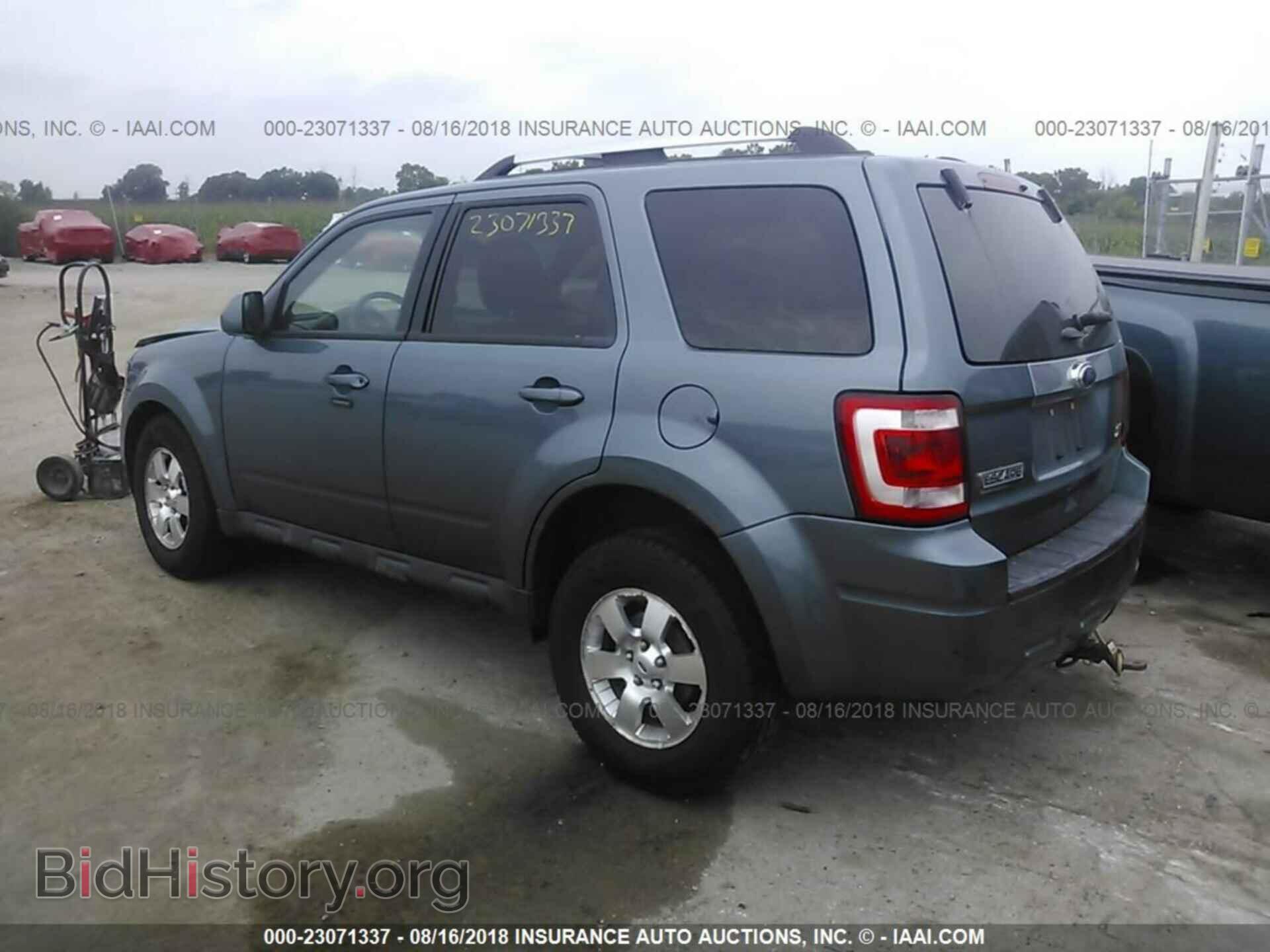 2012 Ford Escape - VIN: 1FMCU9EG6CKA09902 - Фото 3