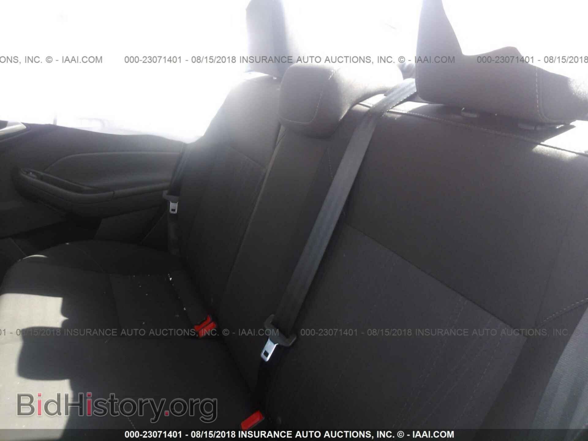 2016 FORD FOCUS - VIN: 1FADP3F24GL292483 - Фото 8