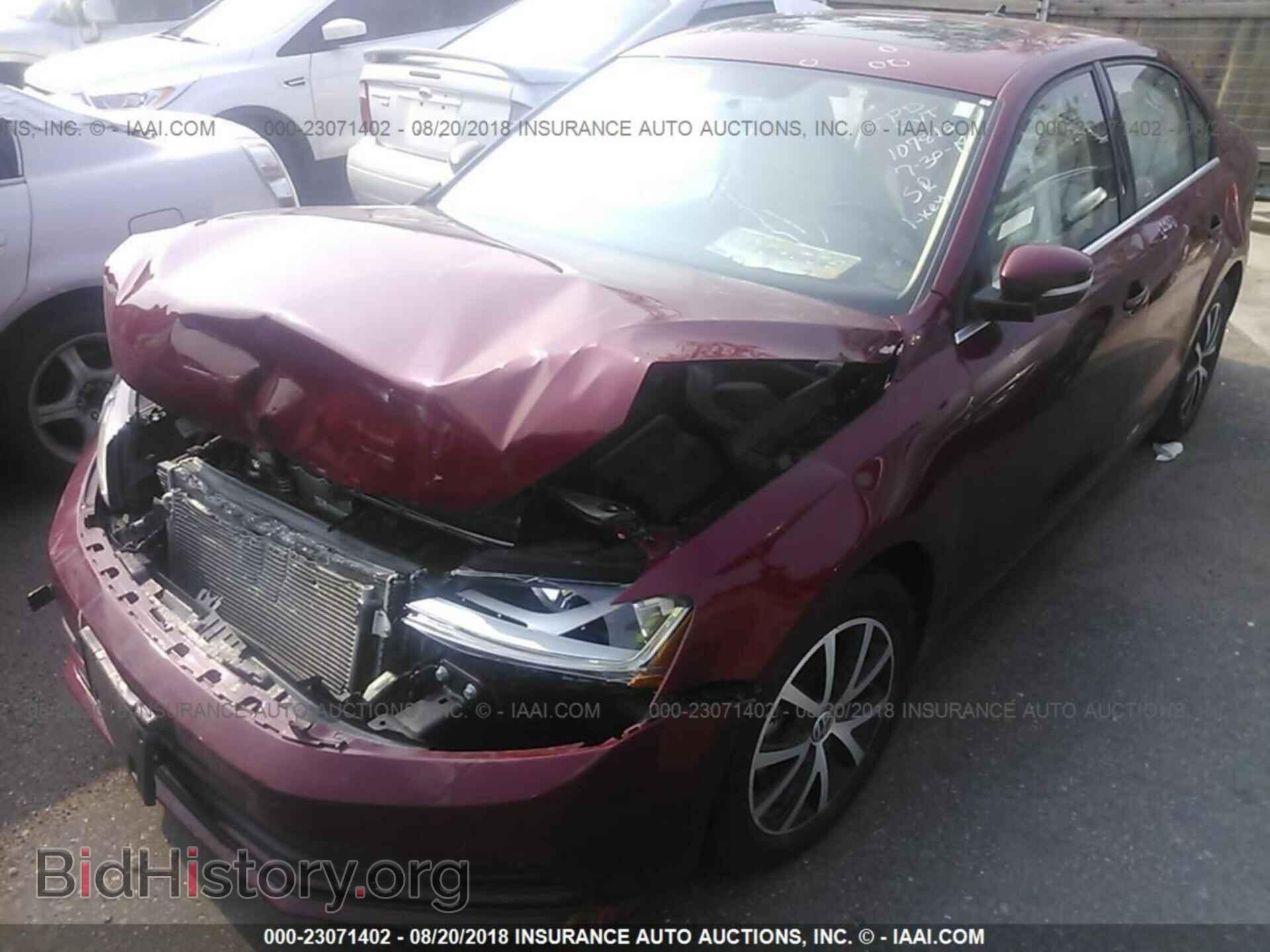 2017 VOLKSWAGEN JETTA - VIN: 3VWDB7AJ7HM385137 - Фото 2